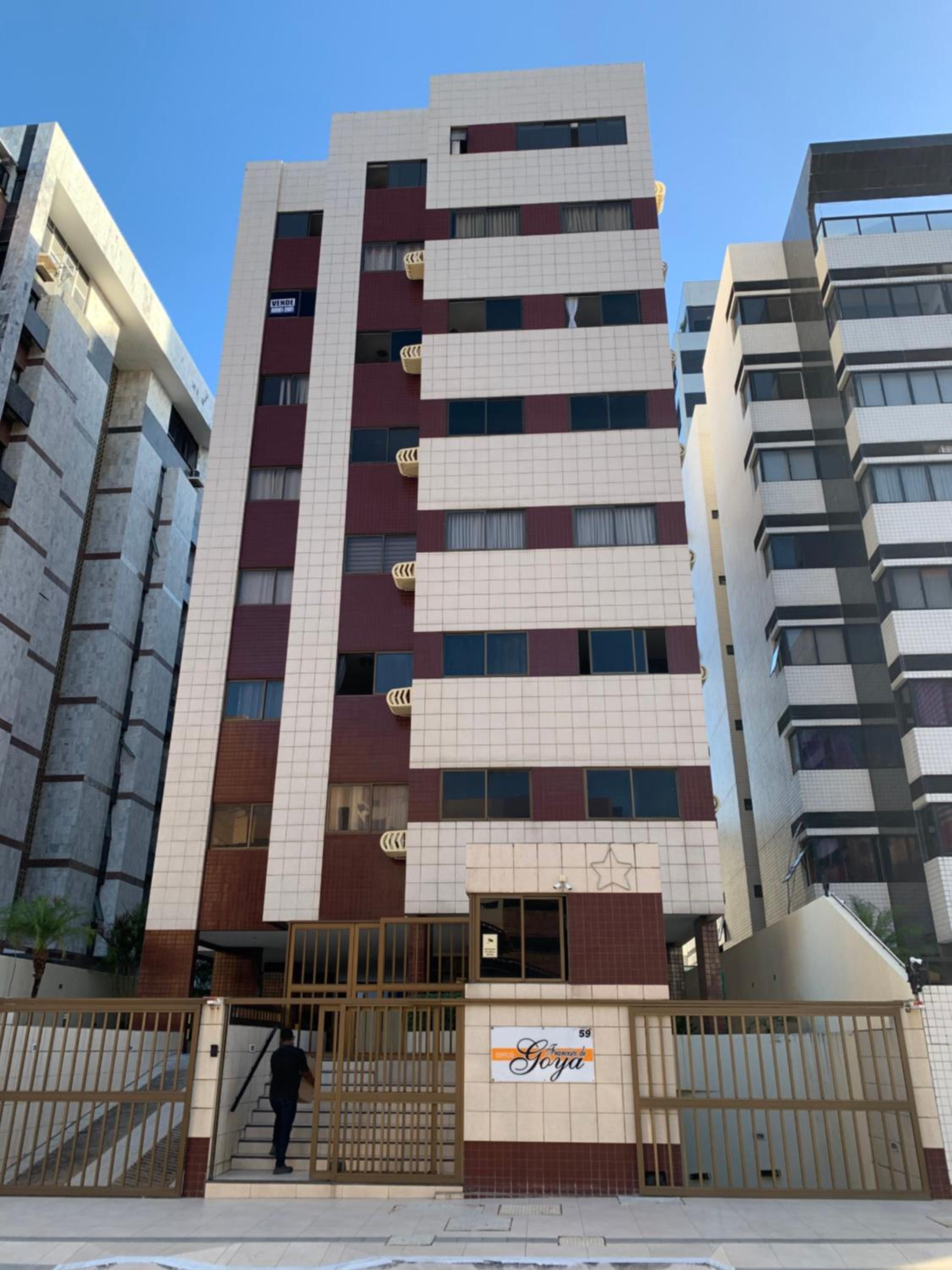 Apê com 2 quartos com ar condicionado na linda praia de Jatiúca view 2
