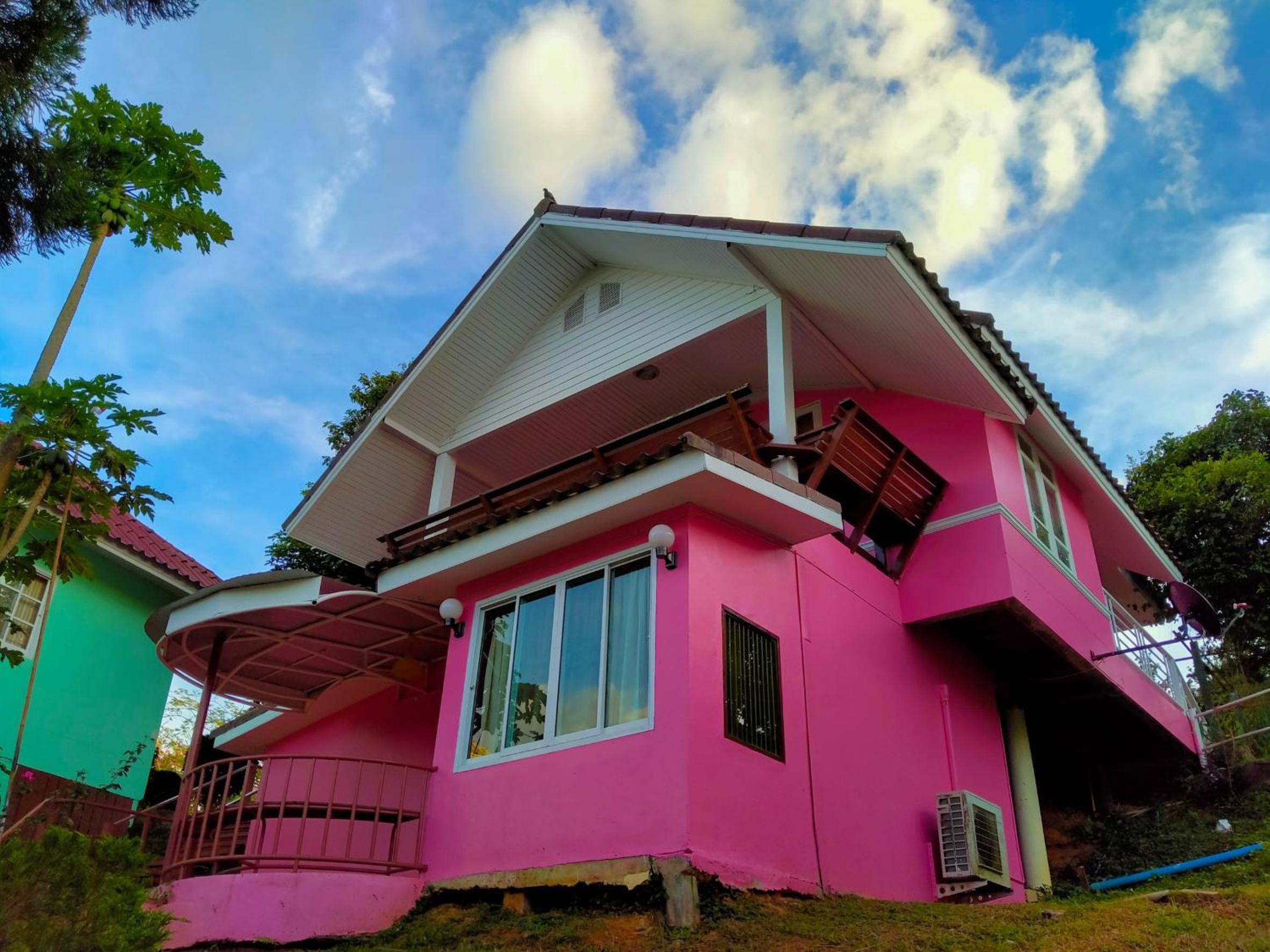 Ozone Chomdao Resort