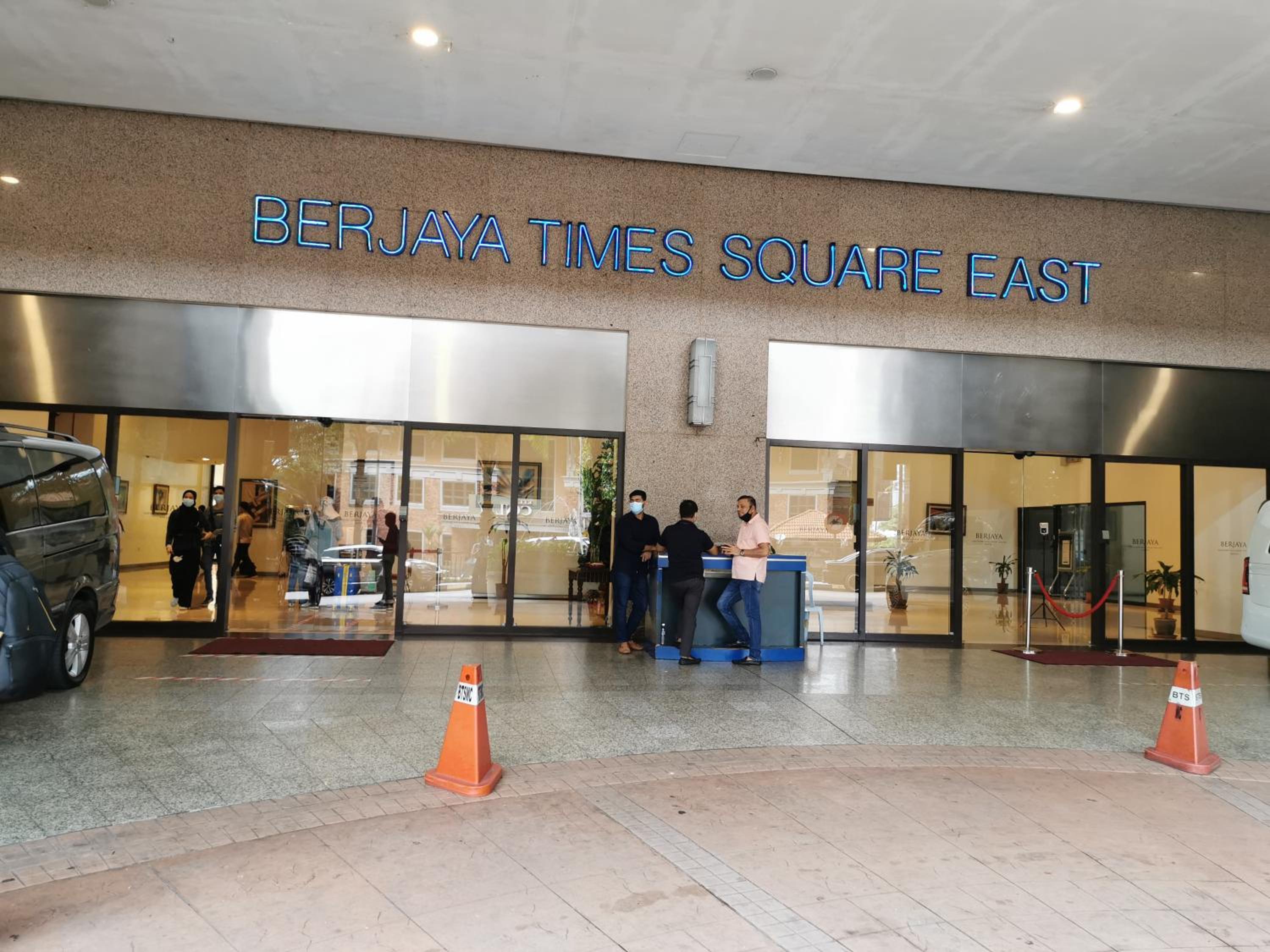 Berjaya Times Square Service Apartment, Kuala Lumpur — 9