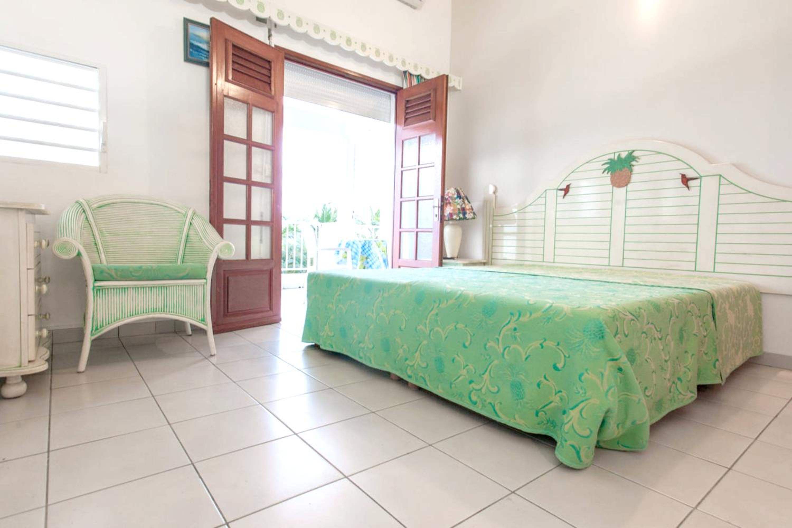 Studio charmant à Sainte-Anne avec piscine partagée, 24 m²