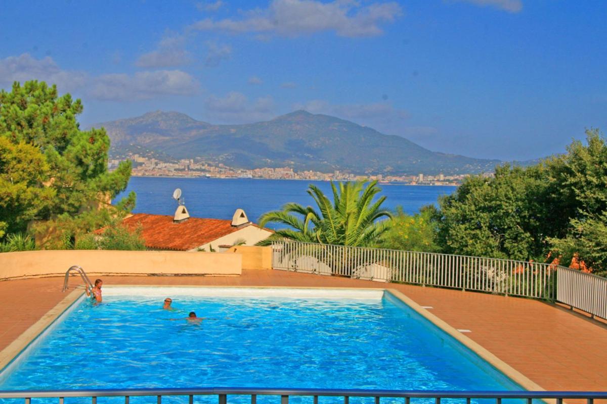 Appartement de 2 chambres a Porticcio a 800 m de la plage avec piscine partagee balcon amenage et wifi view 2
