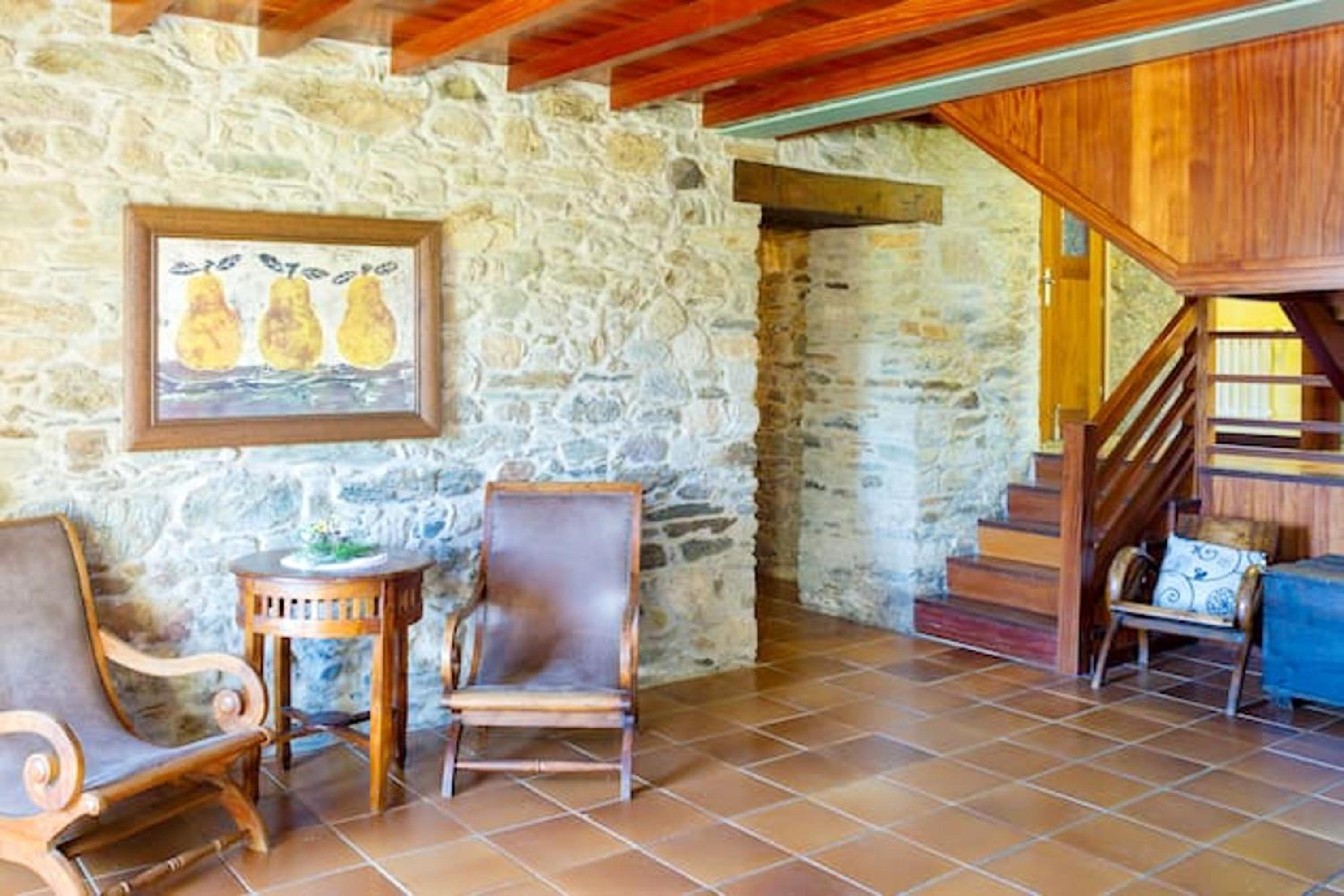 Luxurious Villa in Outeiro - Private Pool