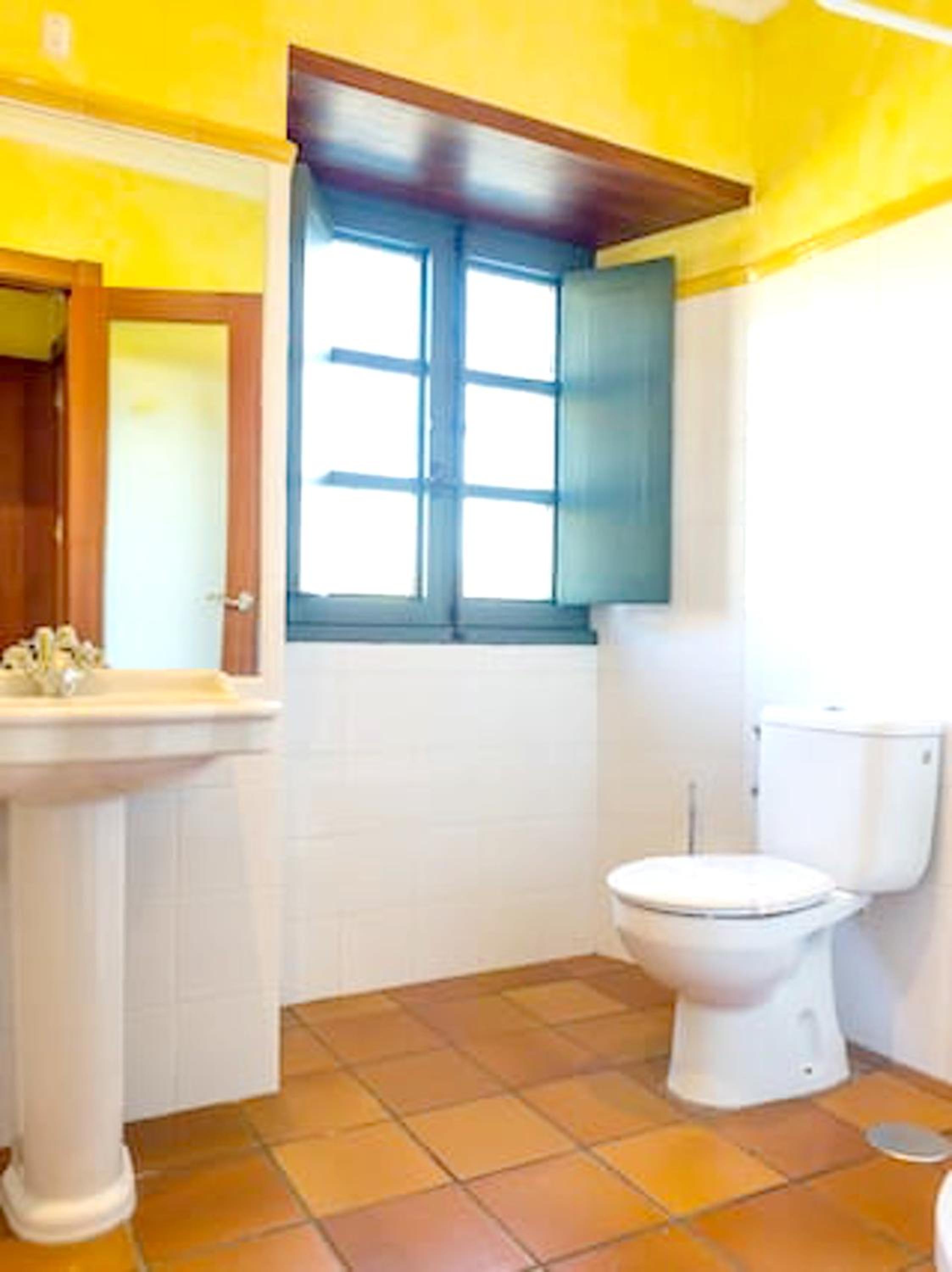 Luxurious Villa in Outeiro - Private Pool