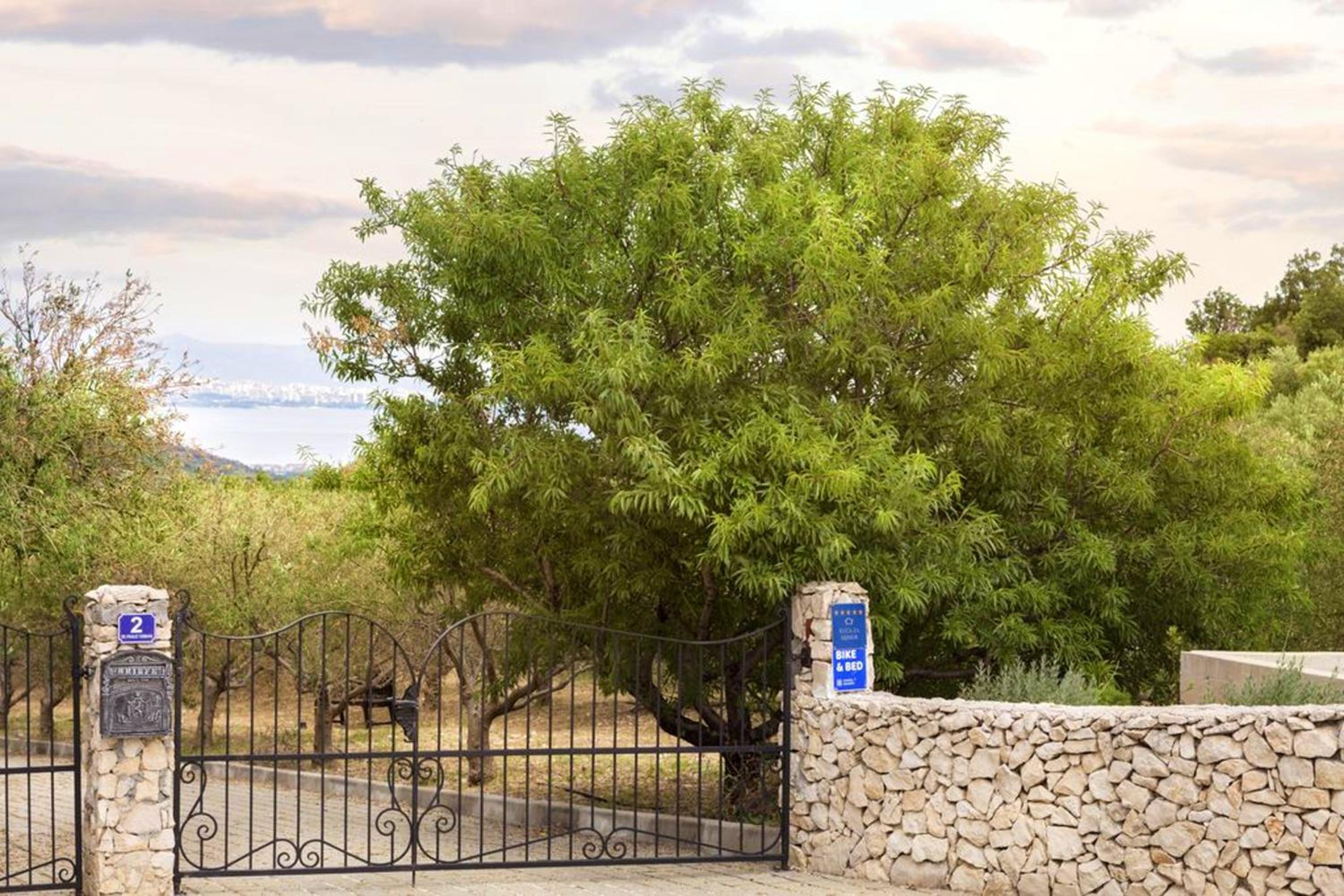 Panoramic Villa in Prgomet, Sea View and Private Pool