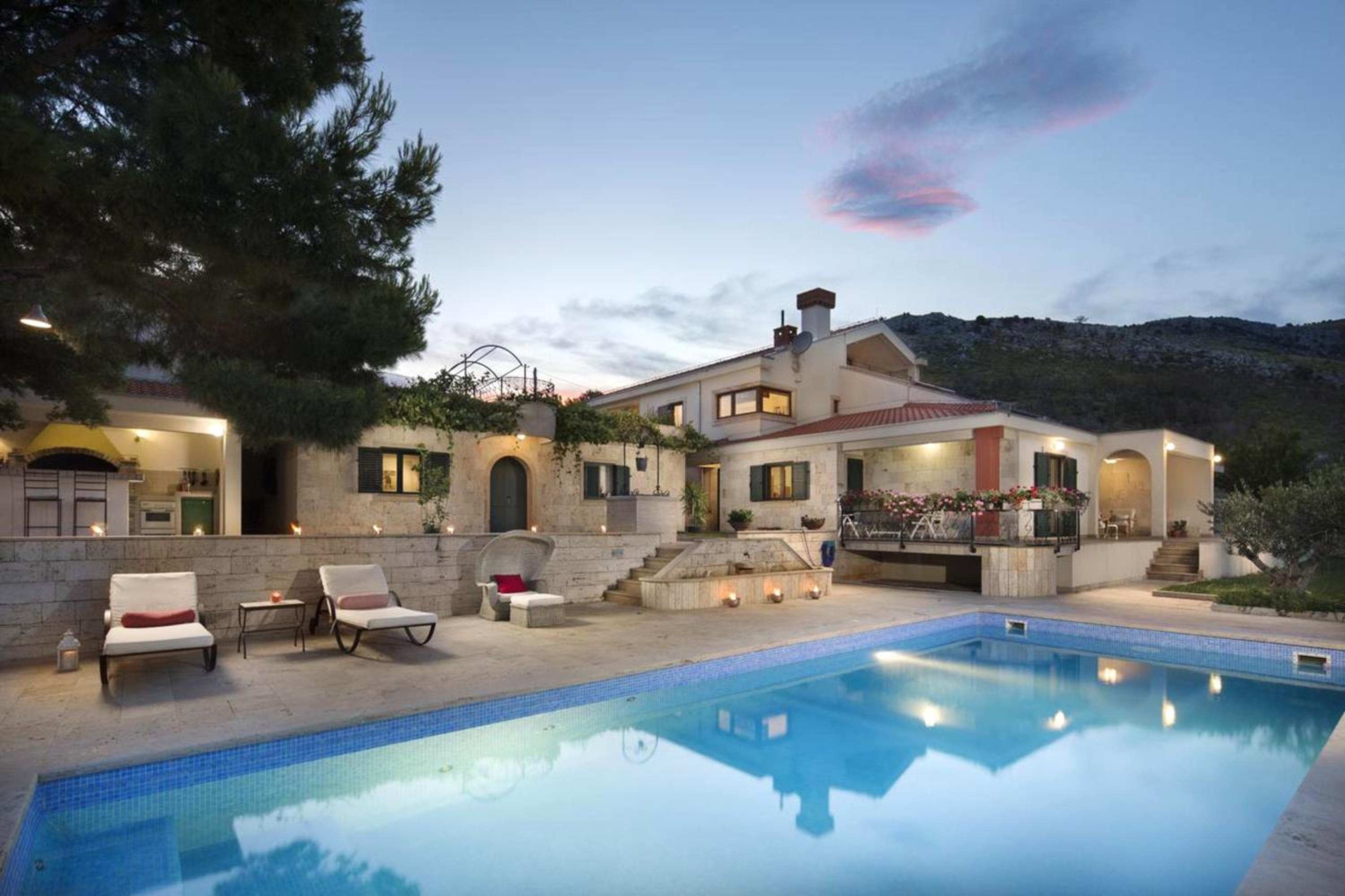 Panoramic Villa in Prgomet, Sea View and Private Pool