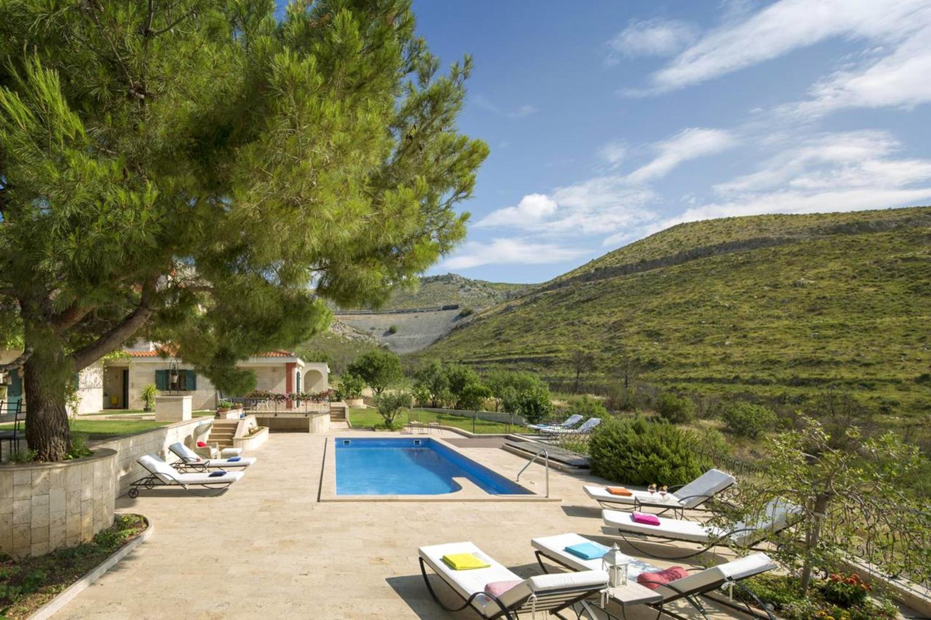 Panoramic Villa in Prgomet, Sea View and Private Pool