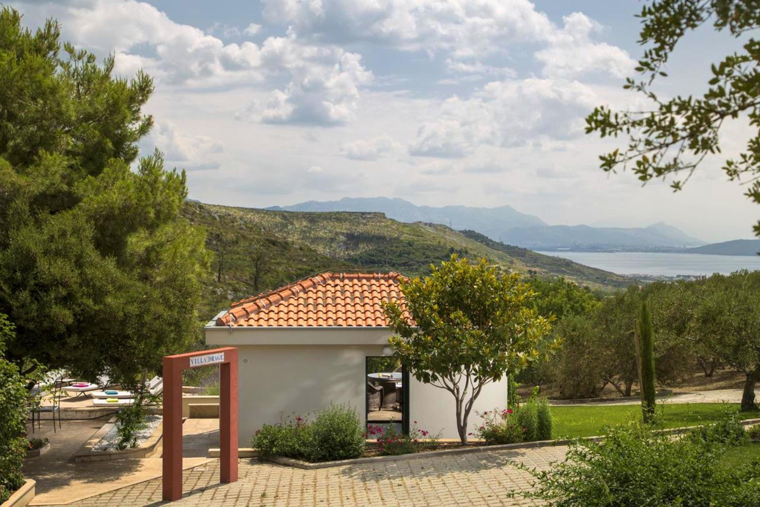 Panoramic Villa in Prgomet, Sea View and Private Pool