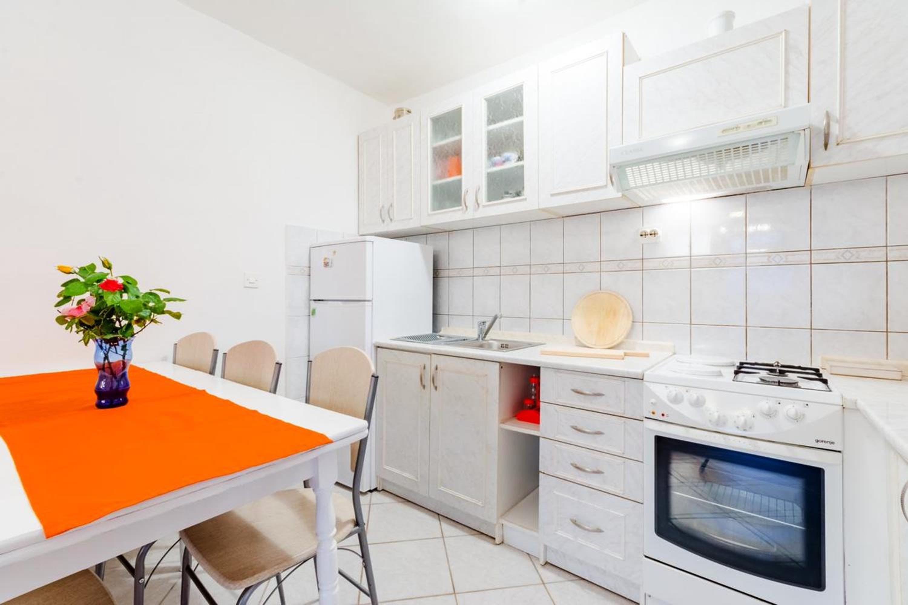 Charming apartment with private pool in Mastrinka - 98 sqm