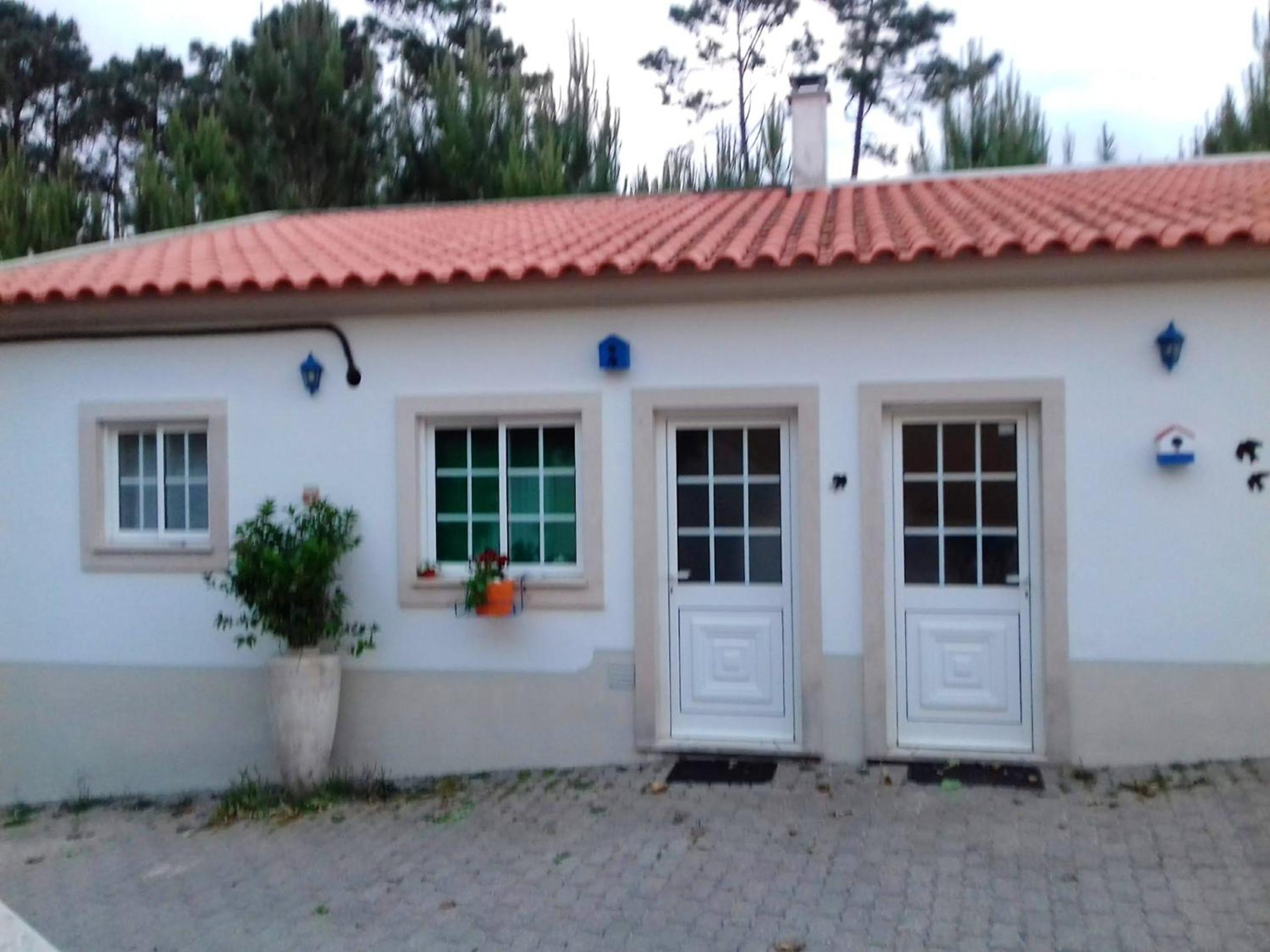 Comfortable studio in Nazare with shared pool 30 m²
