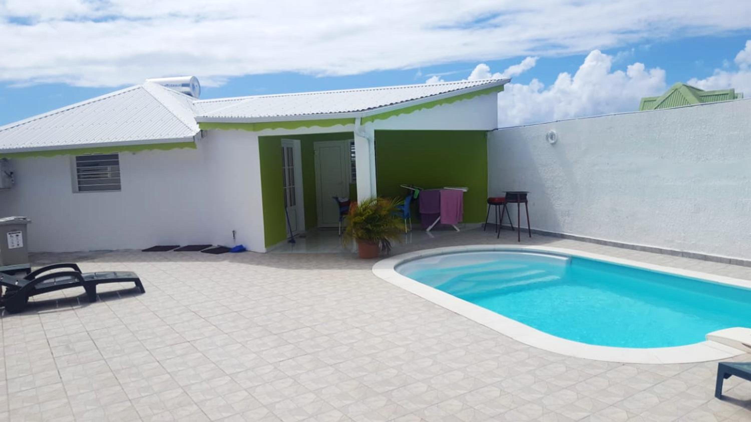 Villa romantique a Saint Francois avec piscine privee