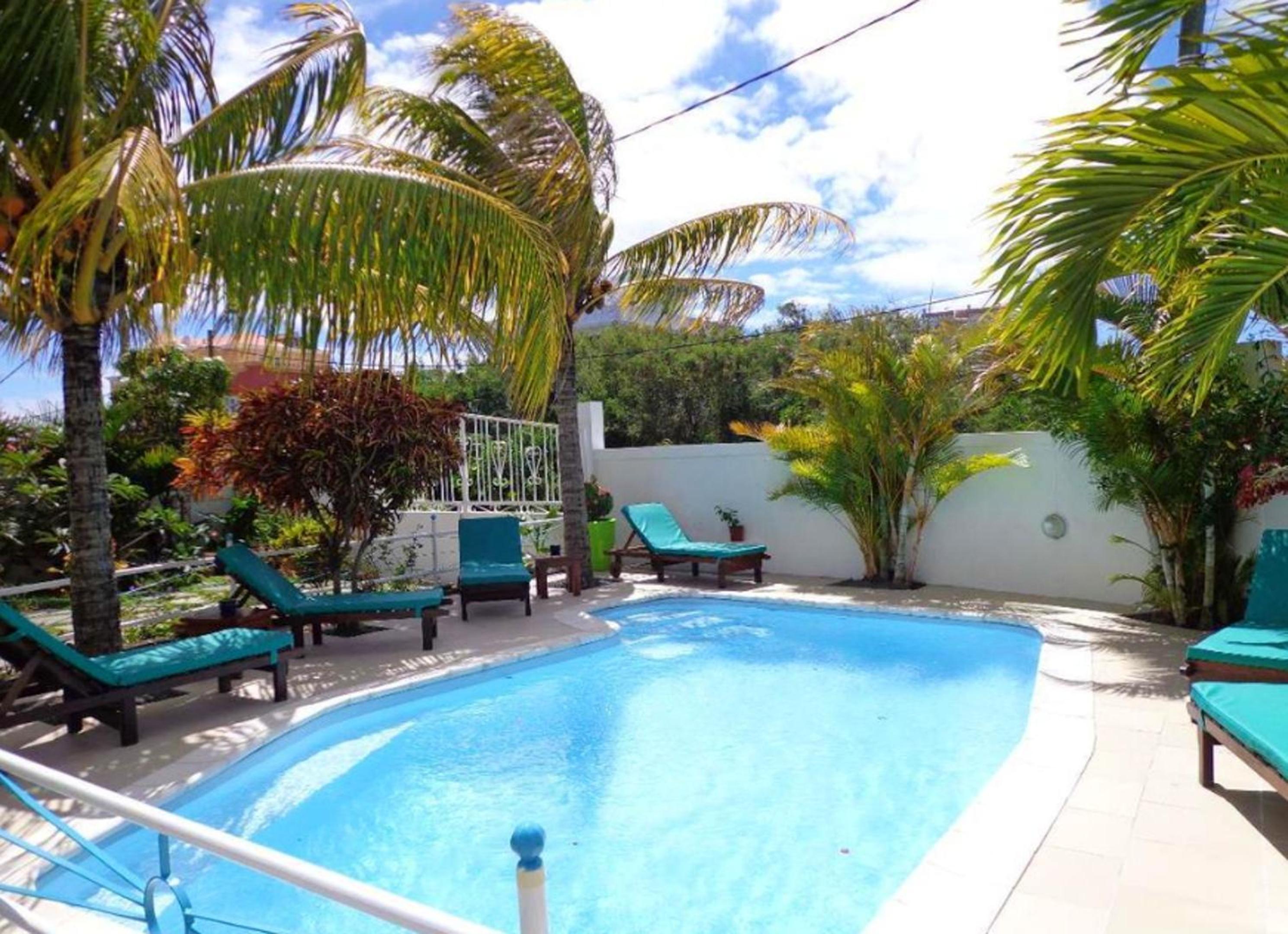 Modern Apartment in Grand Baie with Shared Pool view 3