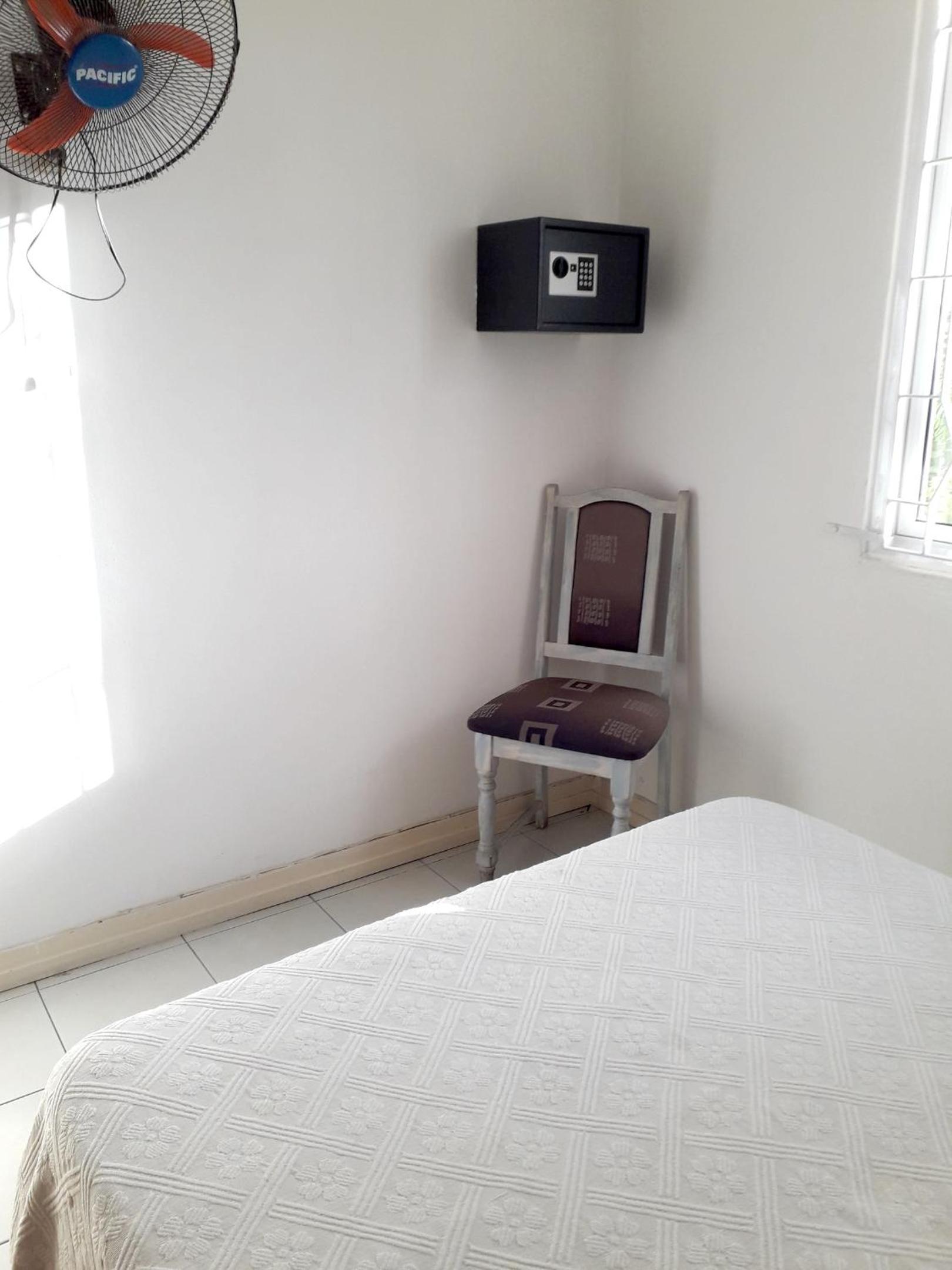 Modern Apartment in Grand Bay, Balcony