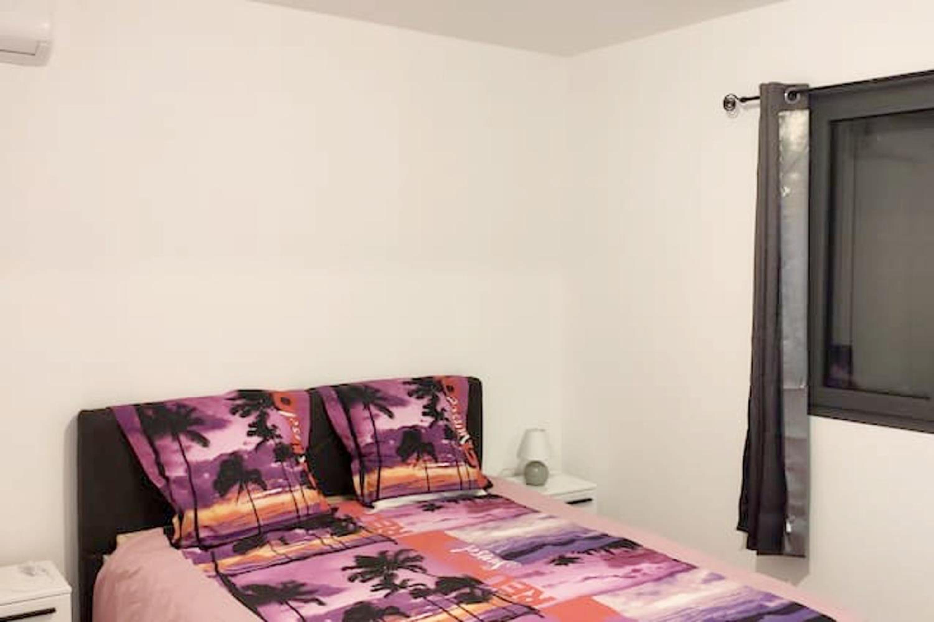 Appartement charmant à Saint Pierre 44 m² avec jardin clôturé view 2