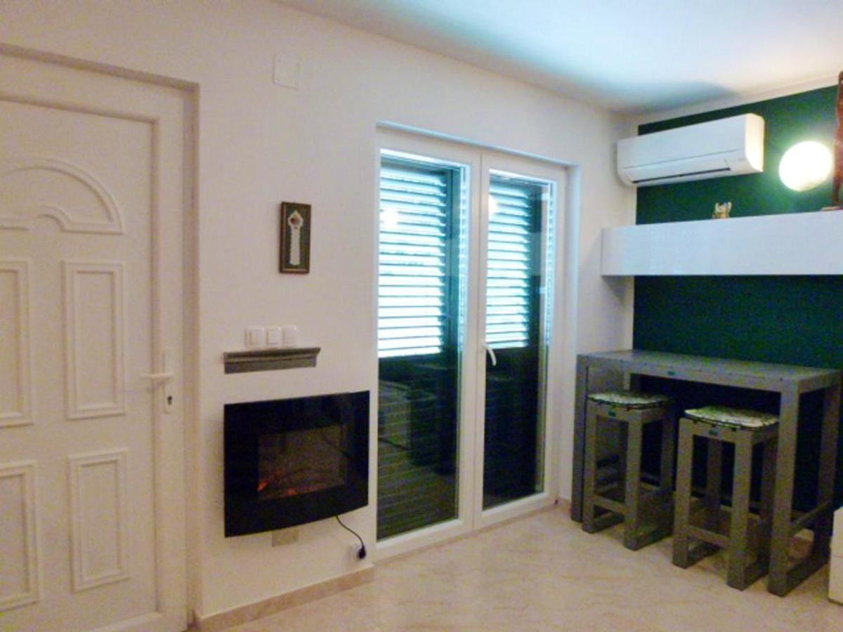 Photo 18