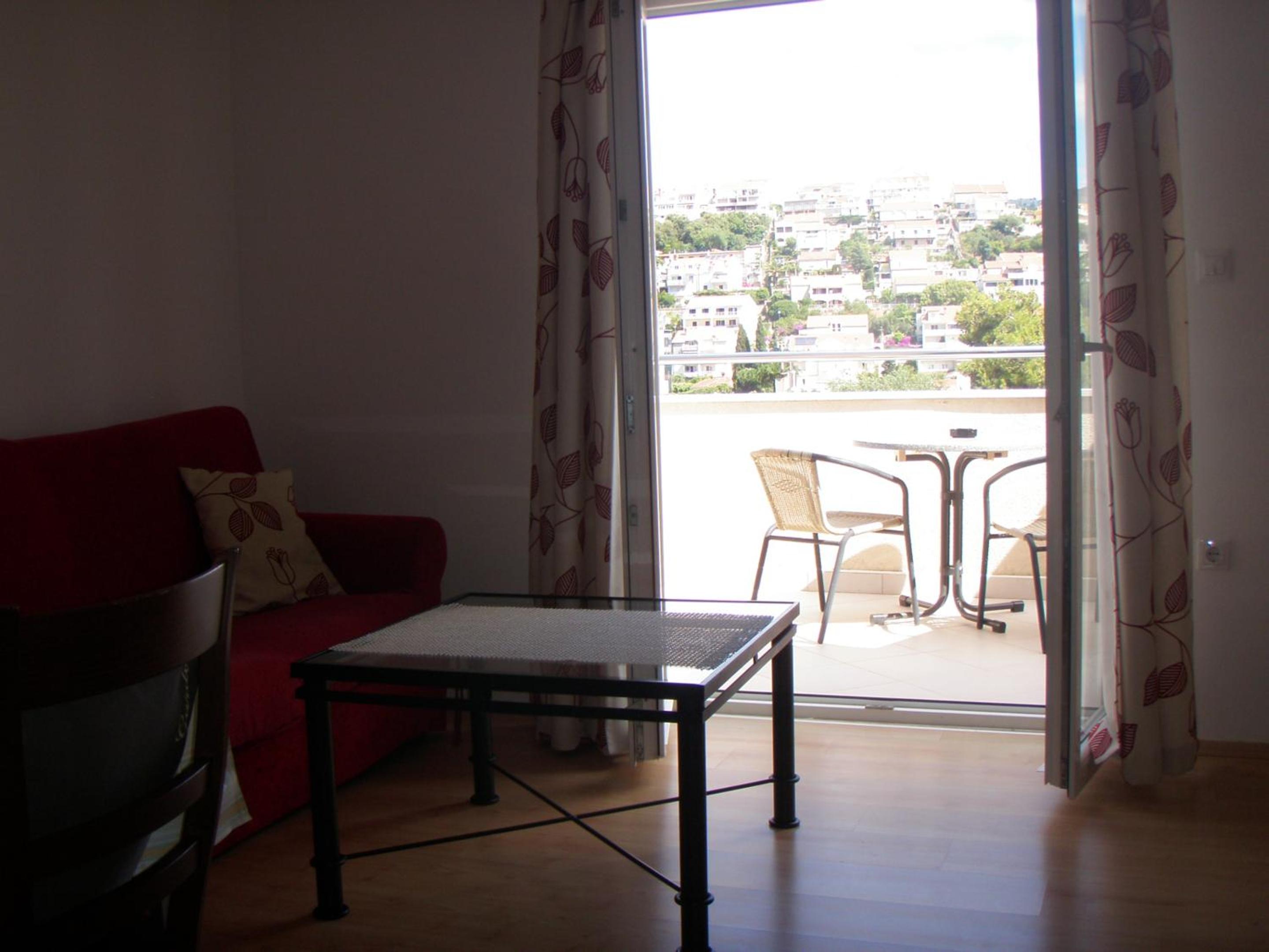 Chic Apartment with Sea View in Dubrovnik - 48 sqm