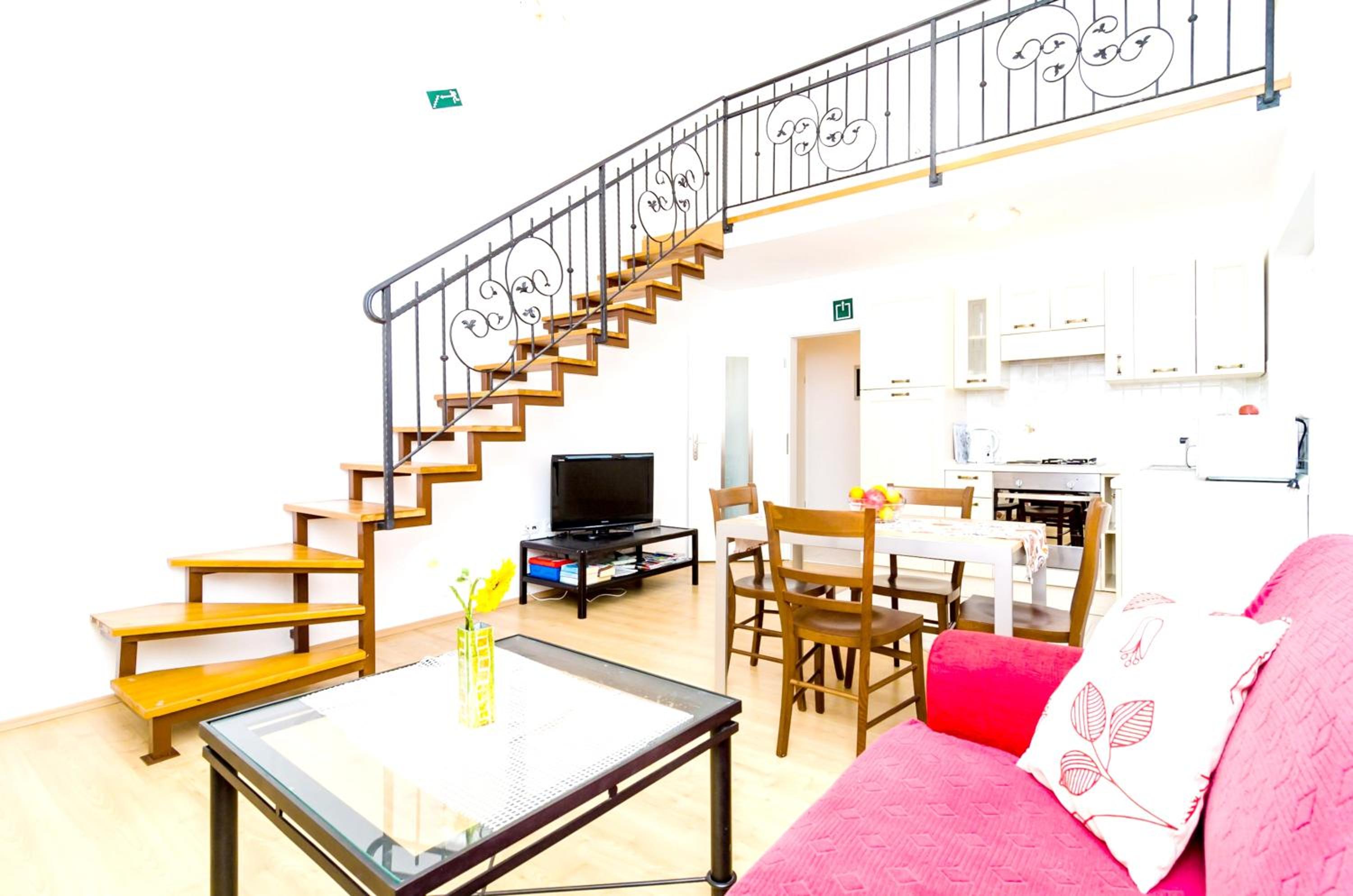 Chic Apartment with Sea View in Dubrovnik - 48 sqm