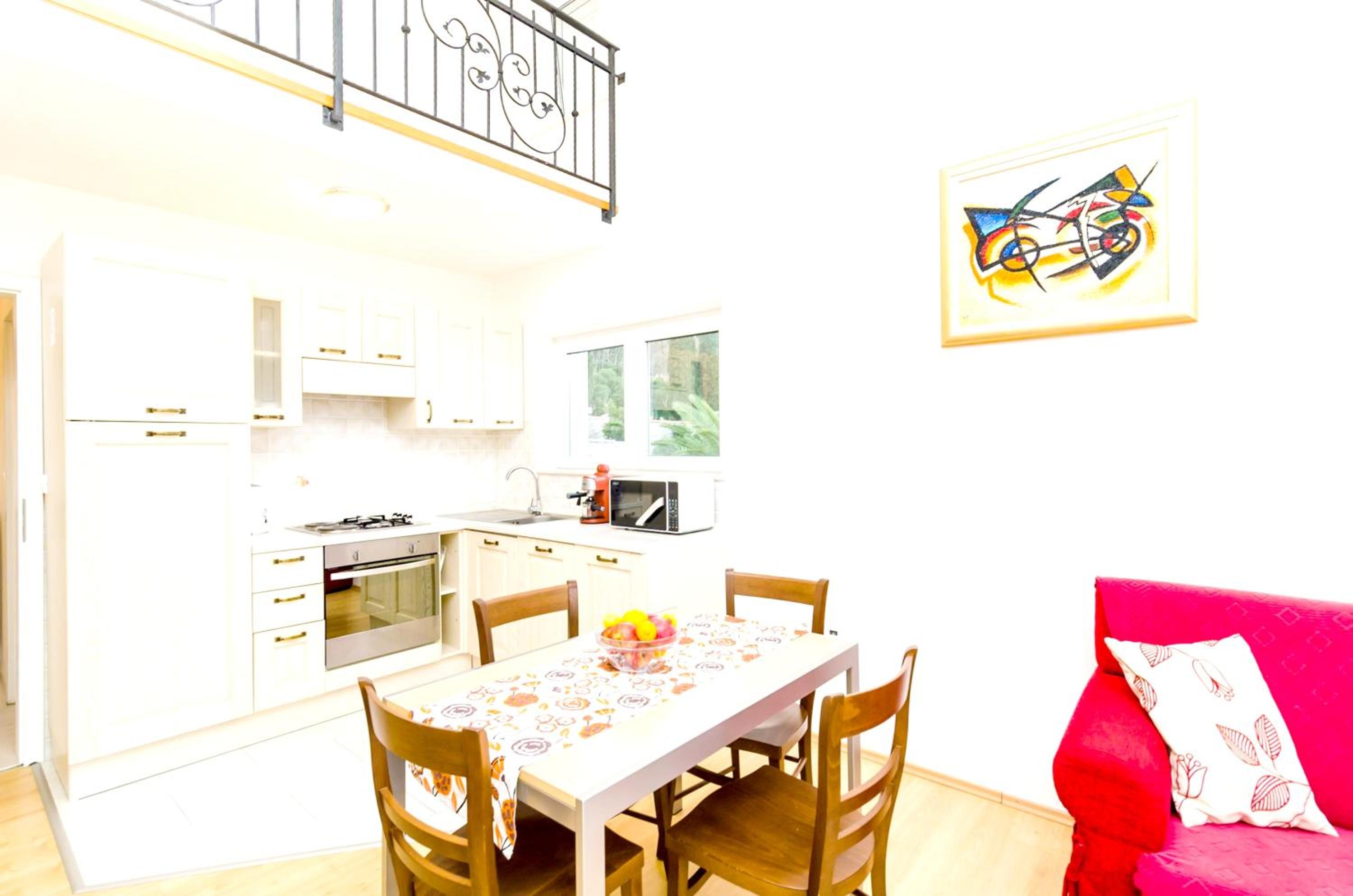 Chic Apartment with Sea View in Dubrovnik - 48 sqm