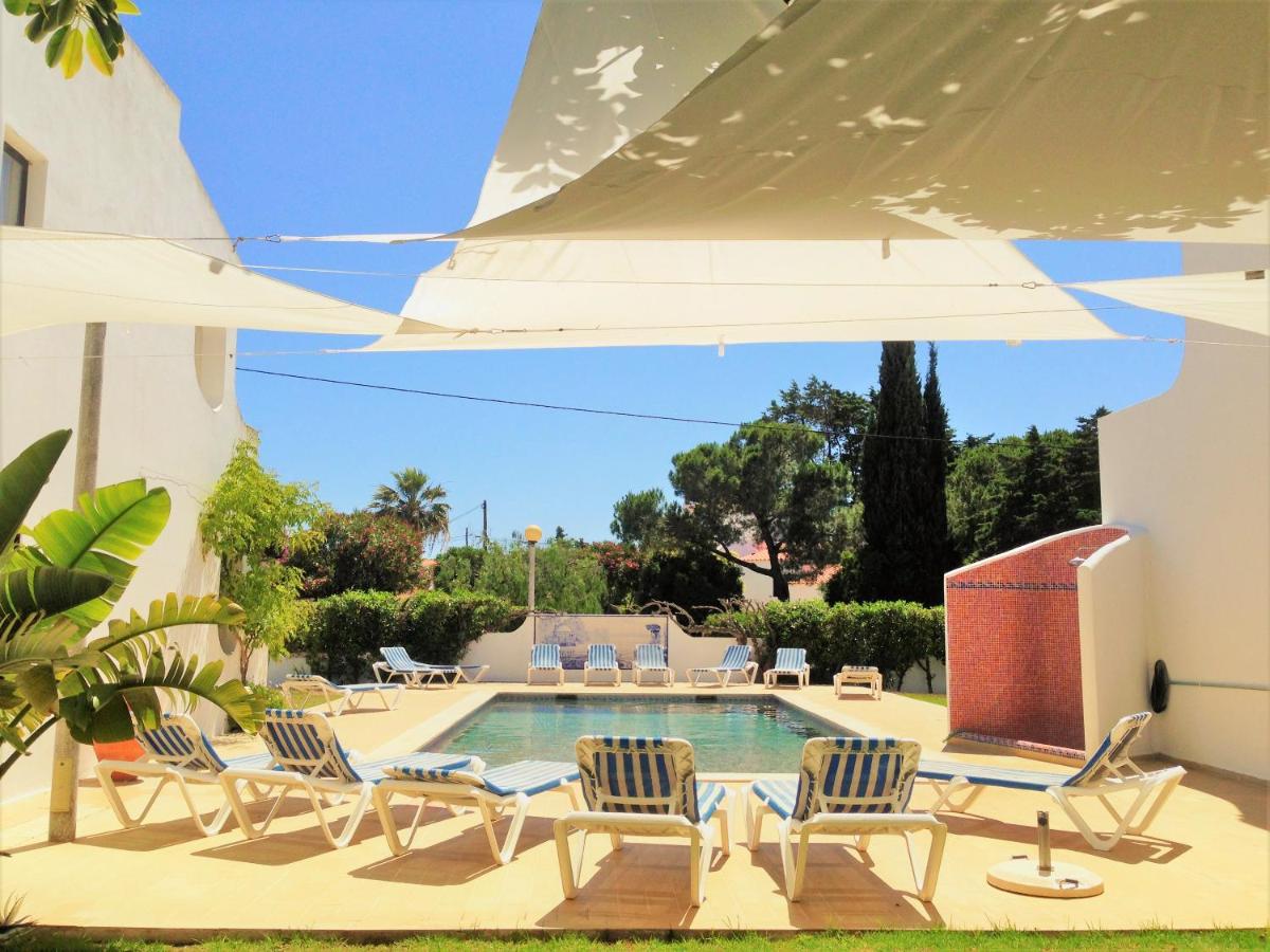 2 bedrooms appartement at Carvoeiro 500 m away from the beach with shared pool enclosed garden and wifi