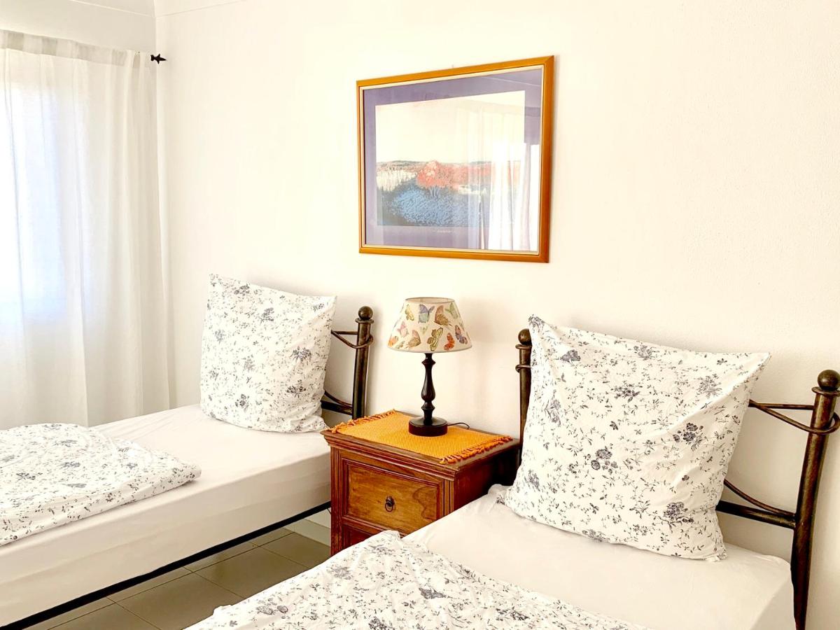 2 bedrooms appartement at Carvoeiro 500 m away from the beach with shared pool enclosed garden and wifi