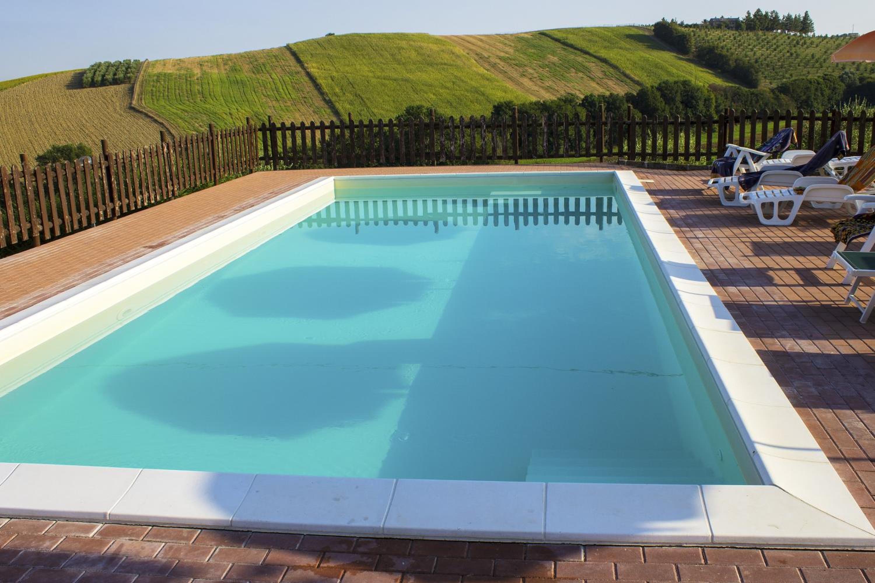 Spacious villa in Montecarotto with mountain view and pool view 4