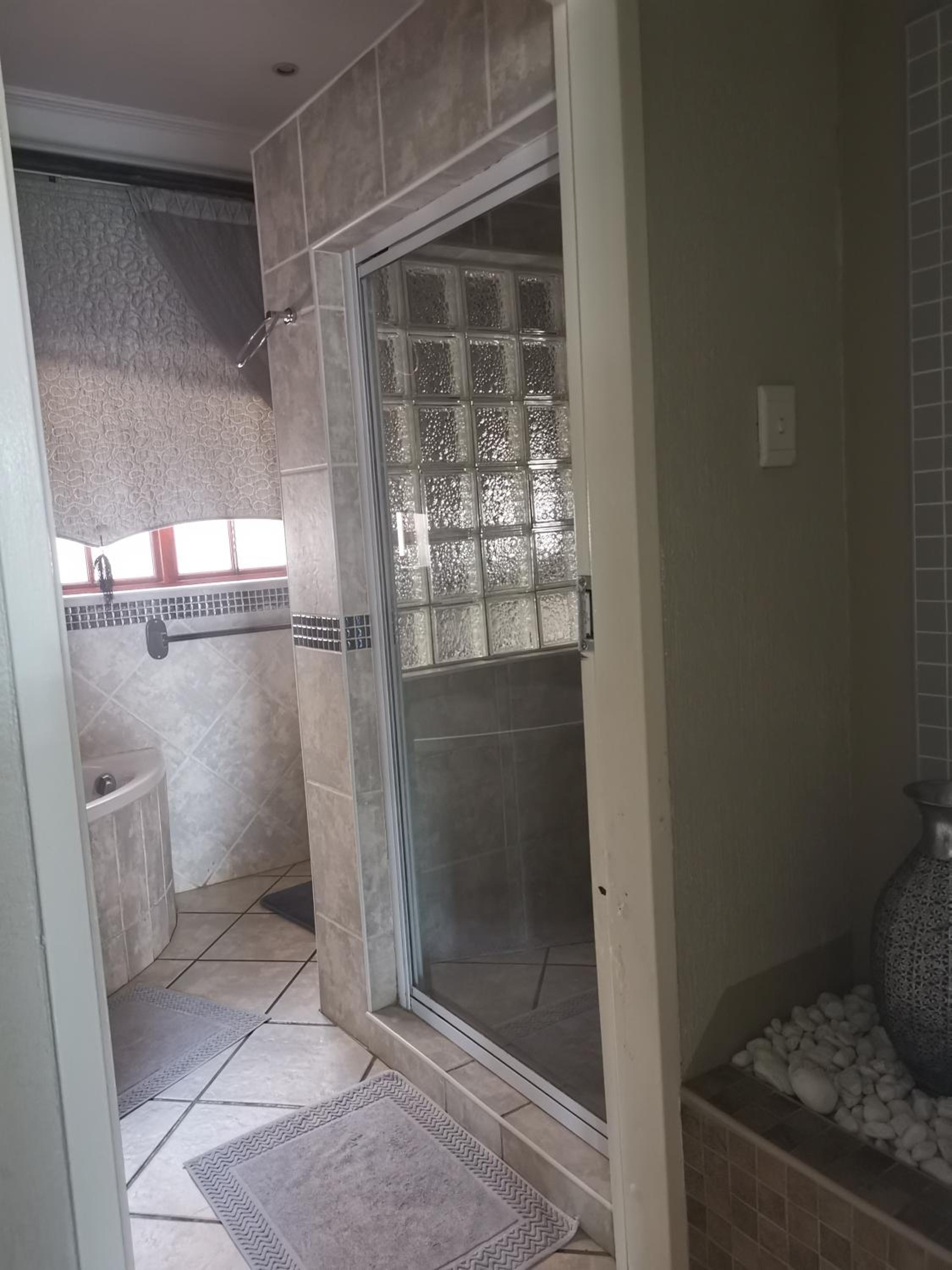 Klyne Jiweel Guesthouse view 5