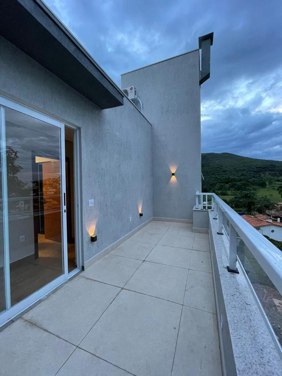 Casa Escarpas do Lago, 4 suítes e ar-condicionado