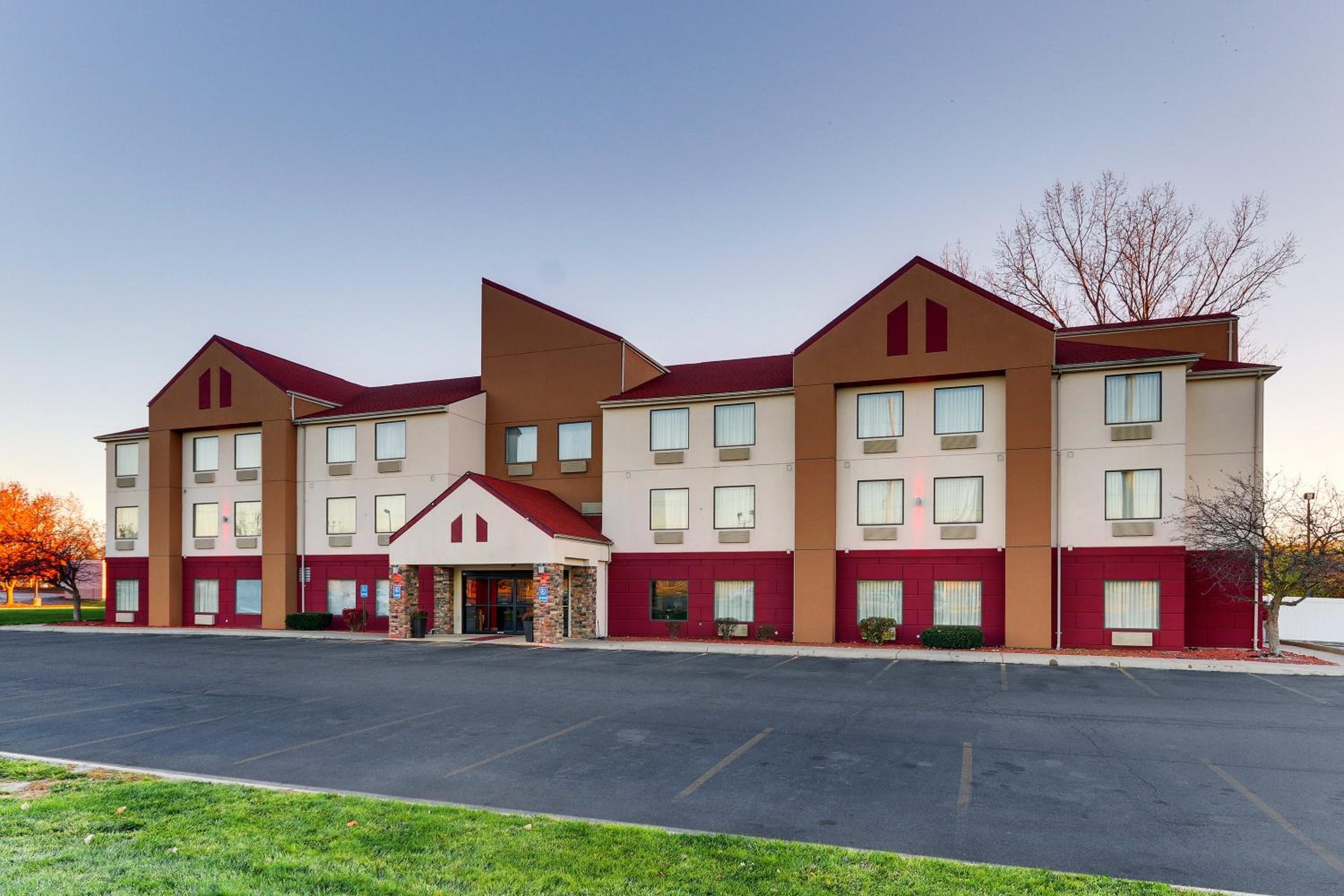 Red Roof Inn Springfield, OH view 4