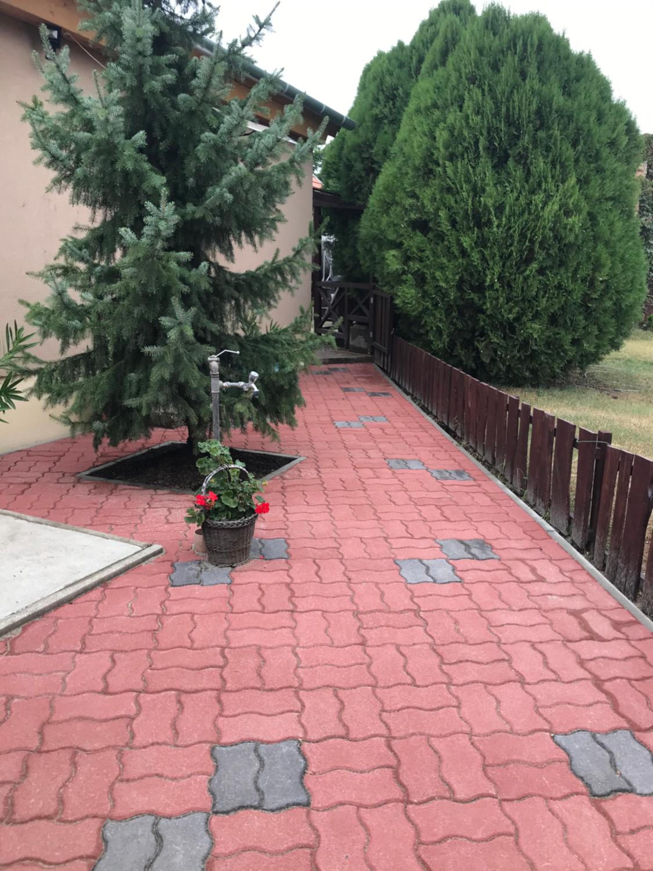 Photo 36
