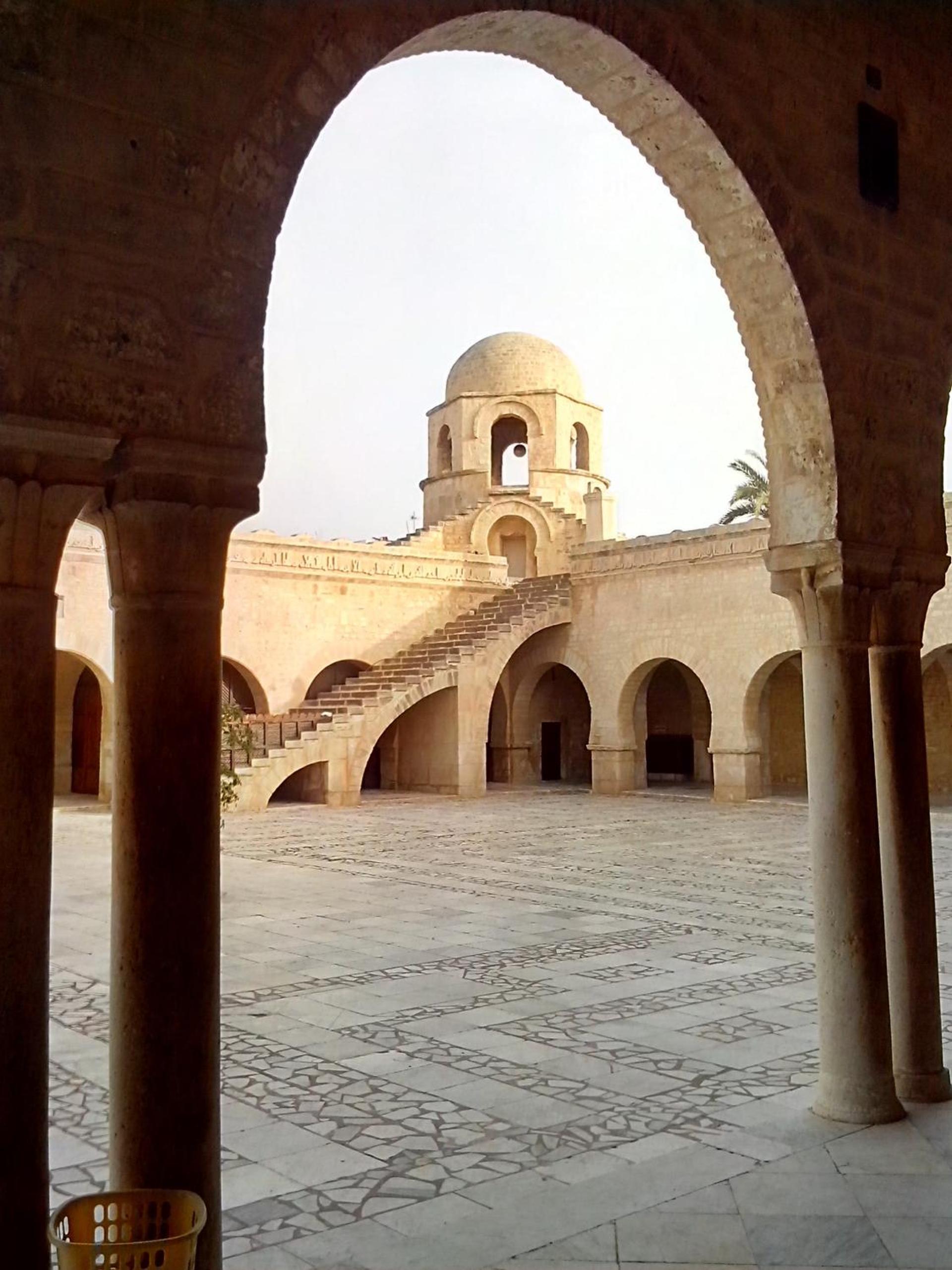 Dar Baaziz