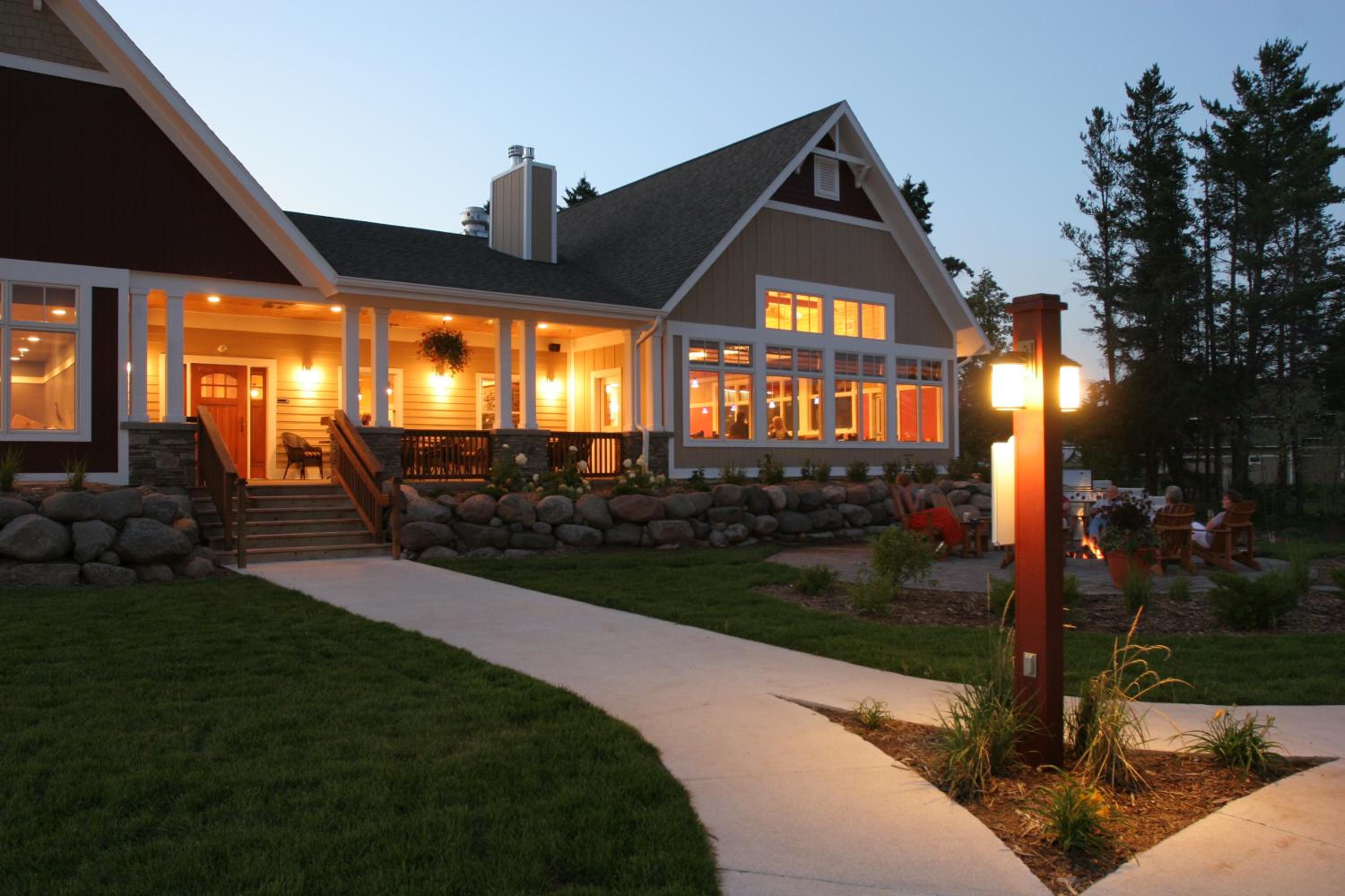 Larsmont Cottages