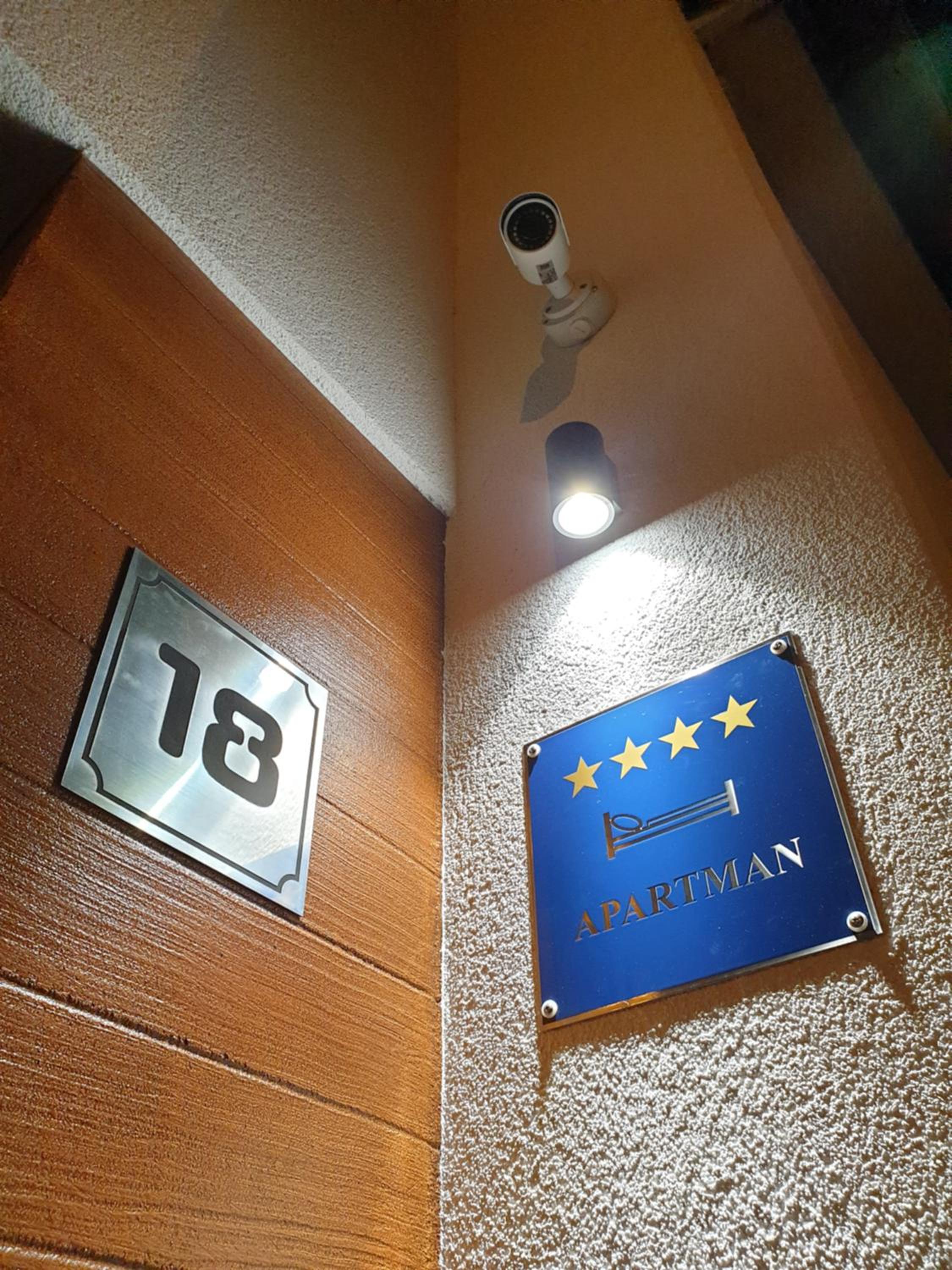 Hotel Luxury family apartment Tomi - Image 1