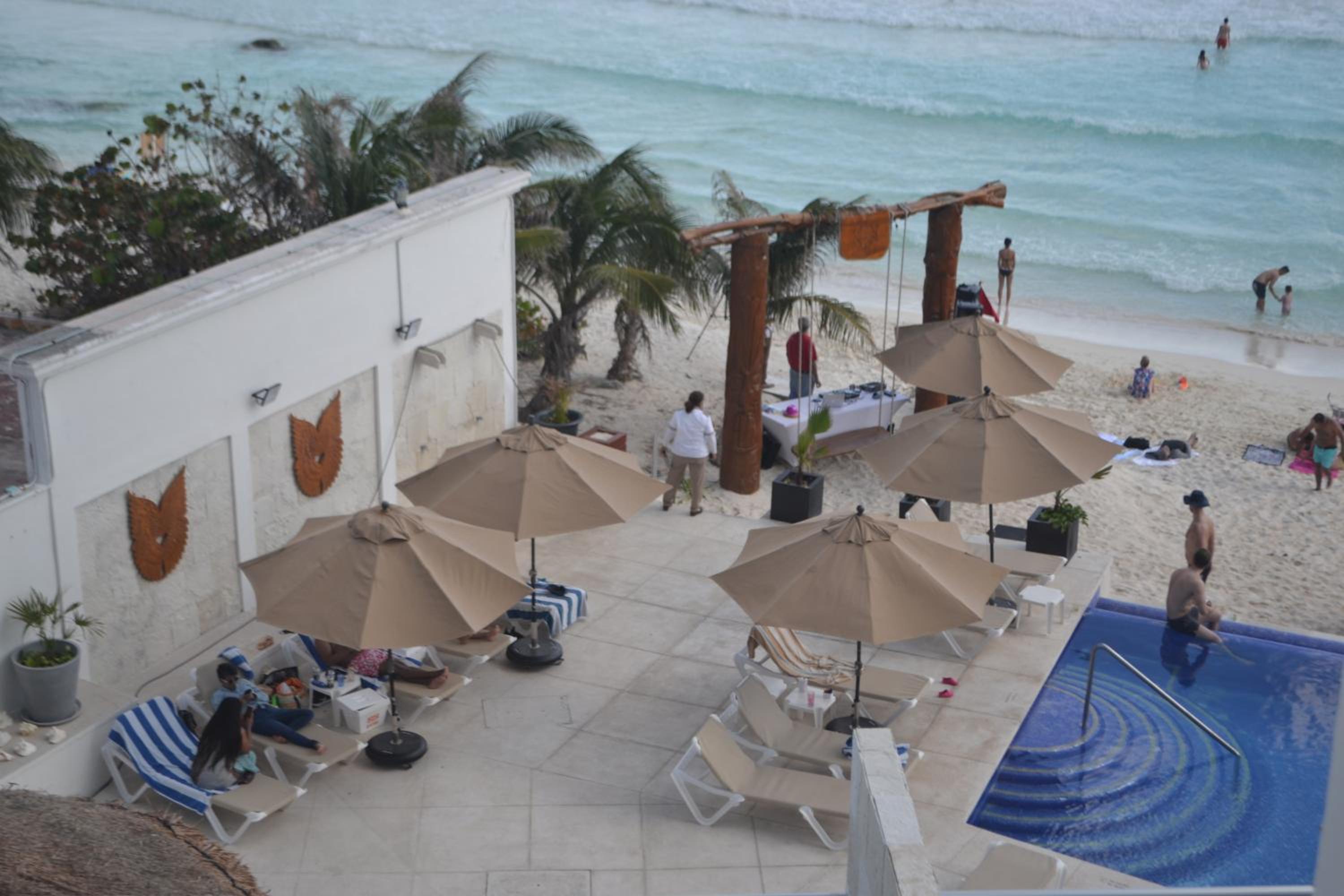 GIRASOL CONDO CANCUN BEAcH