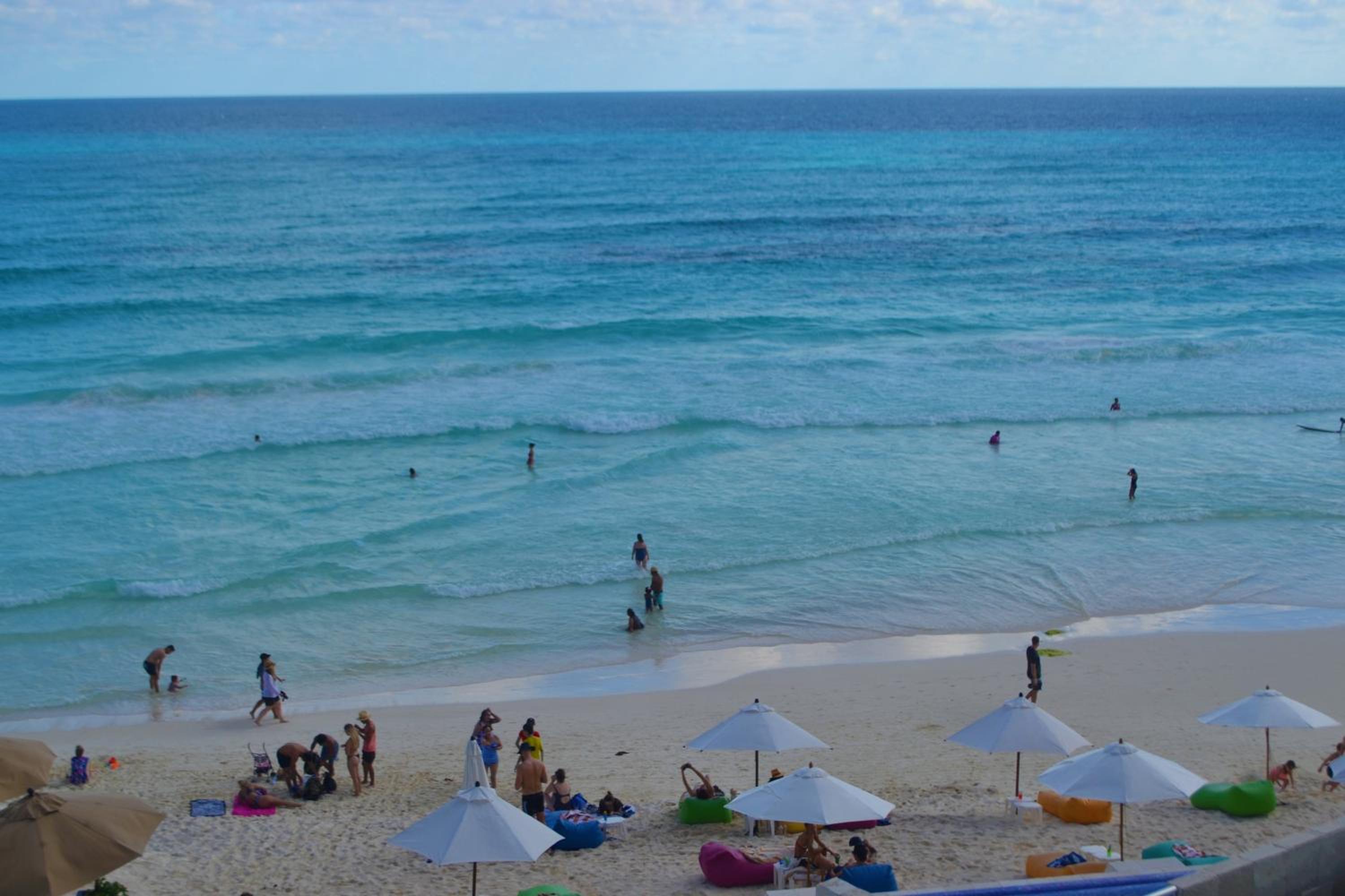 GIRASOL CONDO CANCUN BEAcH