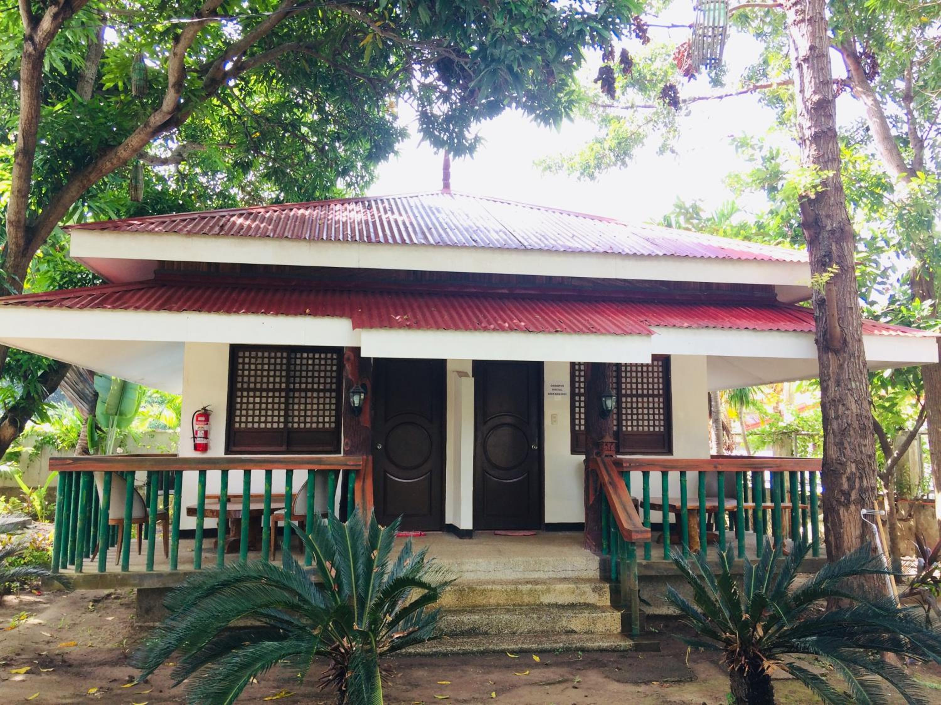 The Pelicans Resort, Matabungkay - 22
