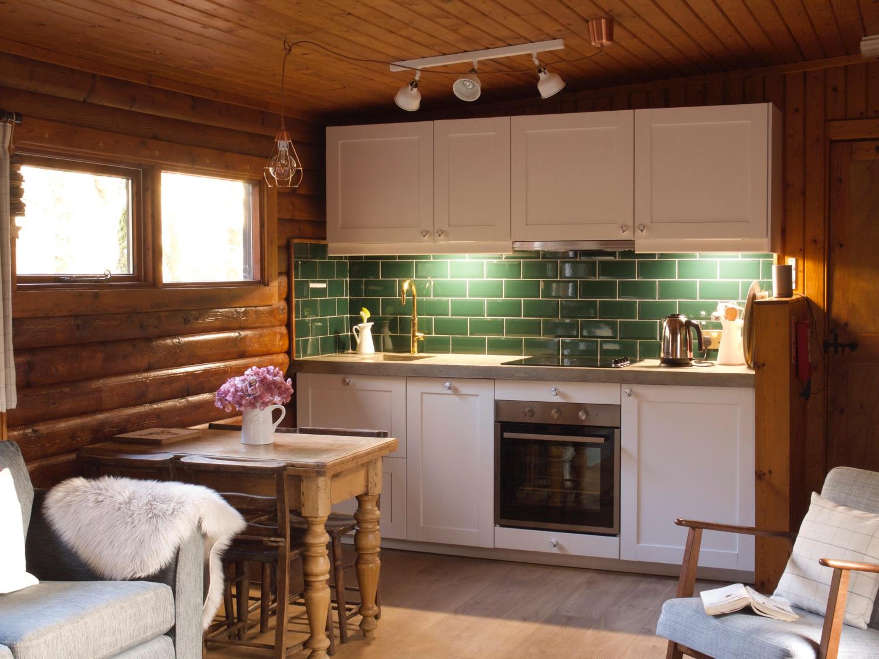 Hillside Log cabin, Ardoch Lodge, Strathyre view 2