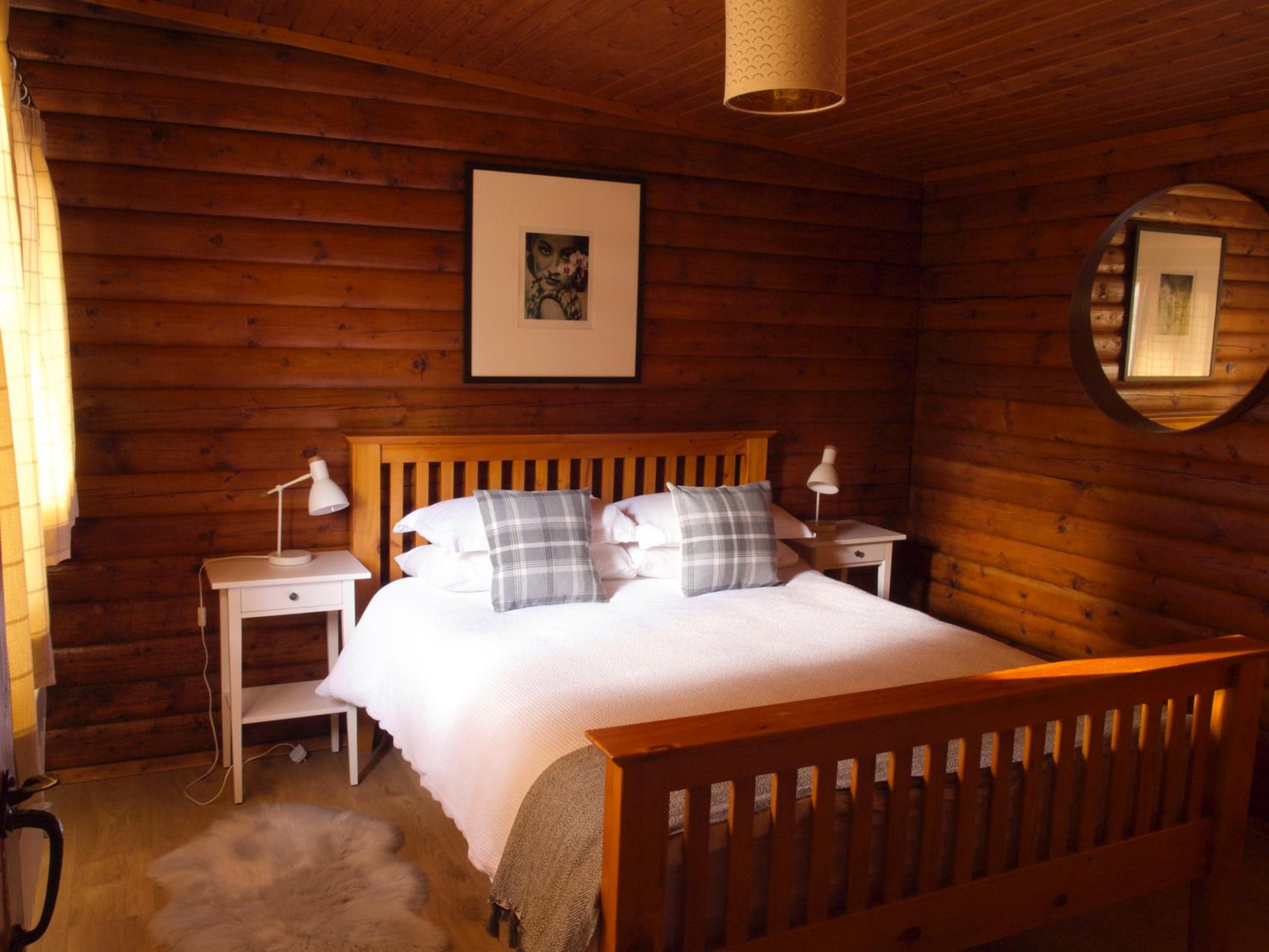 Hillside Log cabin, Ardoch Lodge, Strathyre view 4