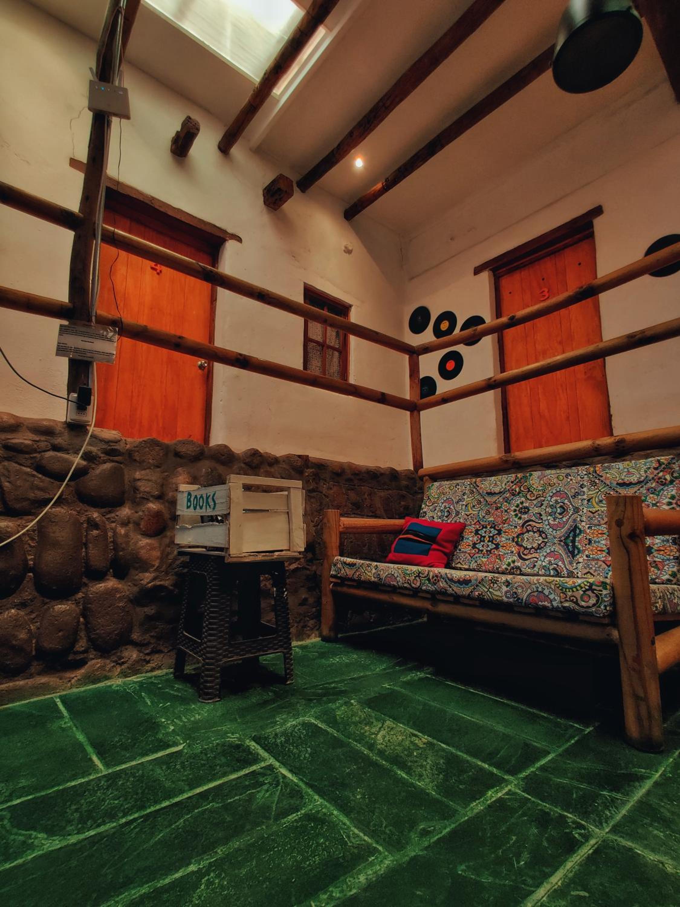 Rey Lagarto Hostel