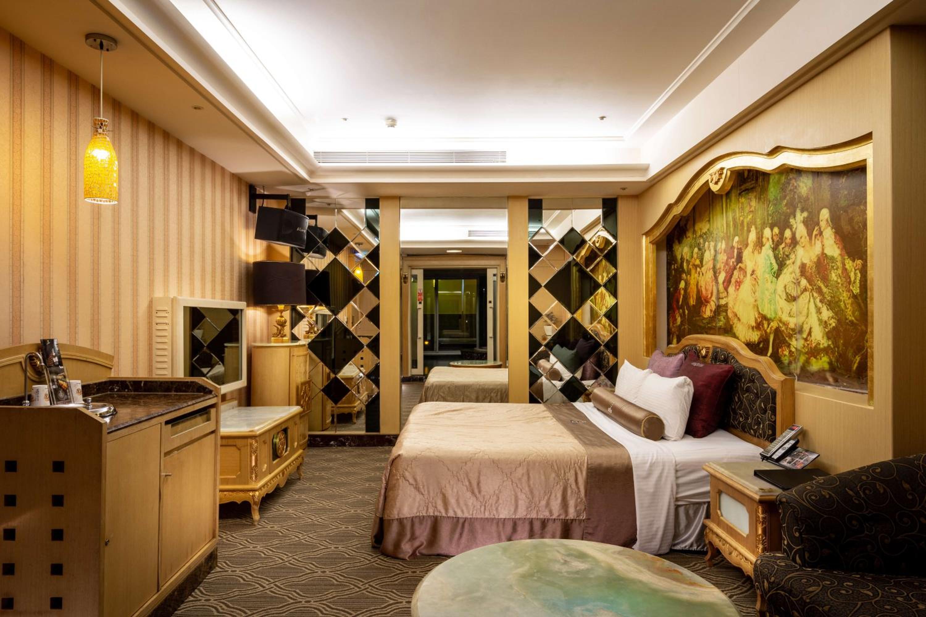 In-stone Motel