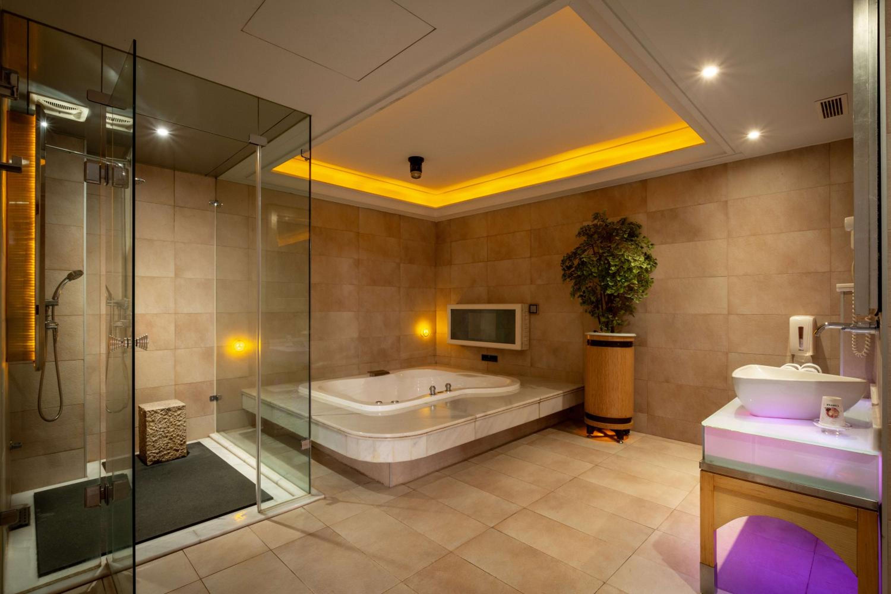 In-stone Motel