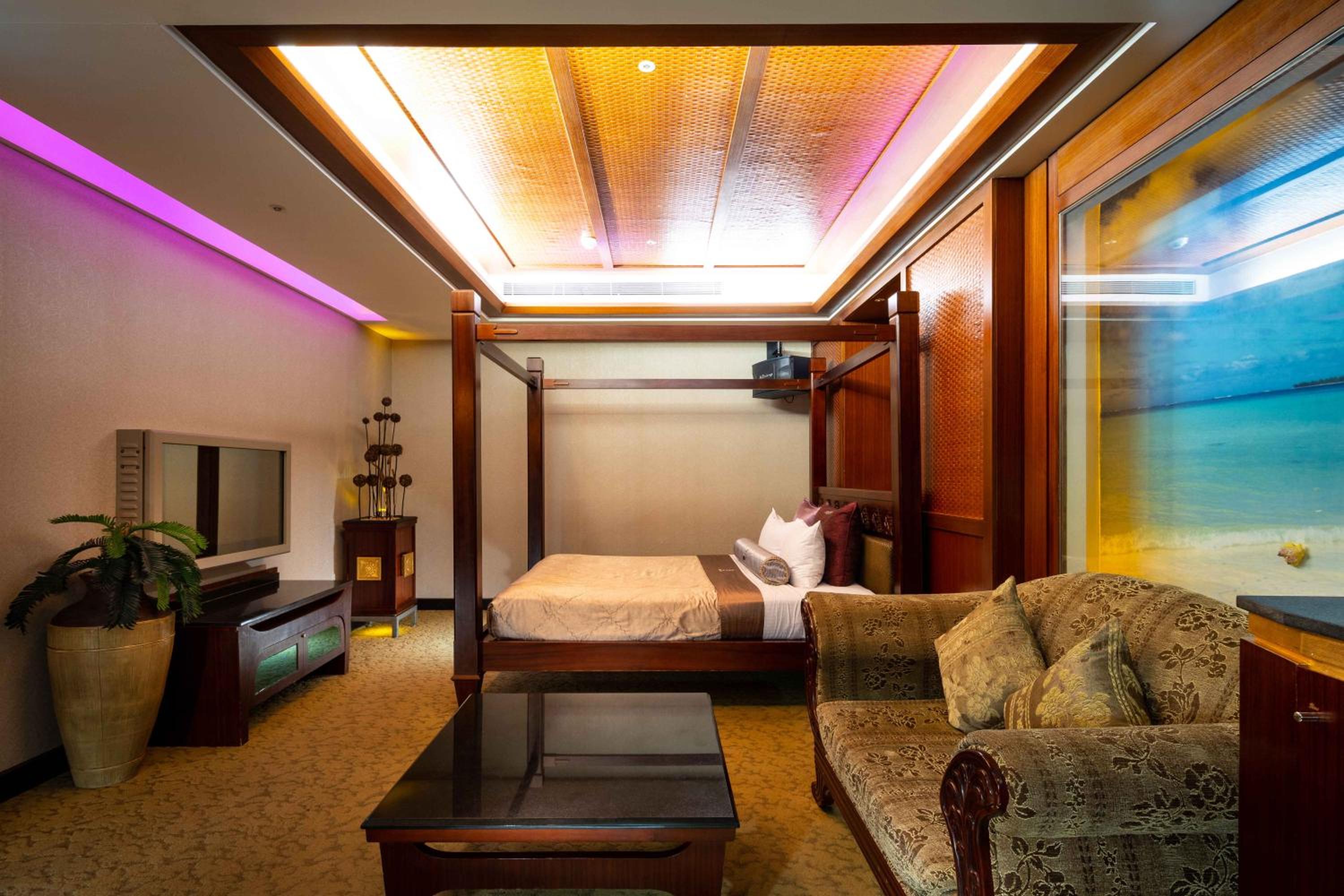In-stone Motel