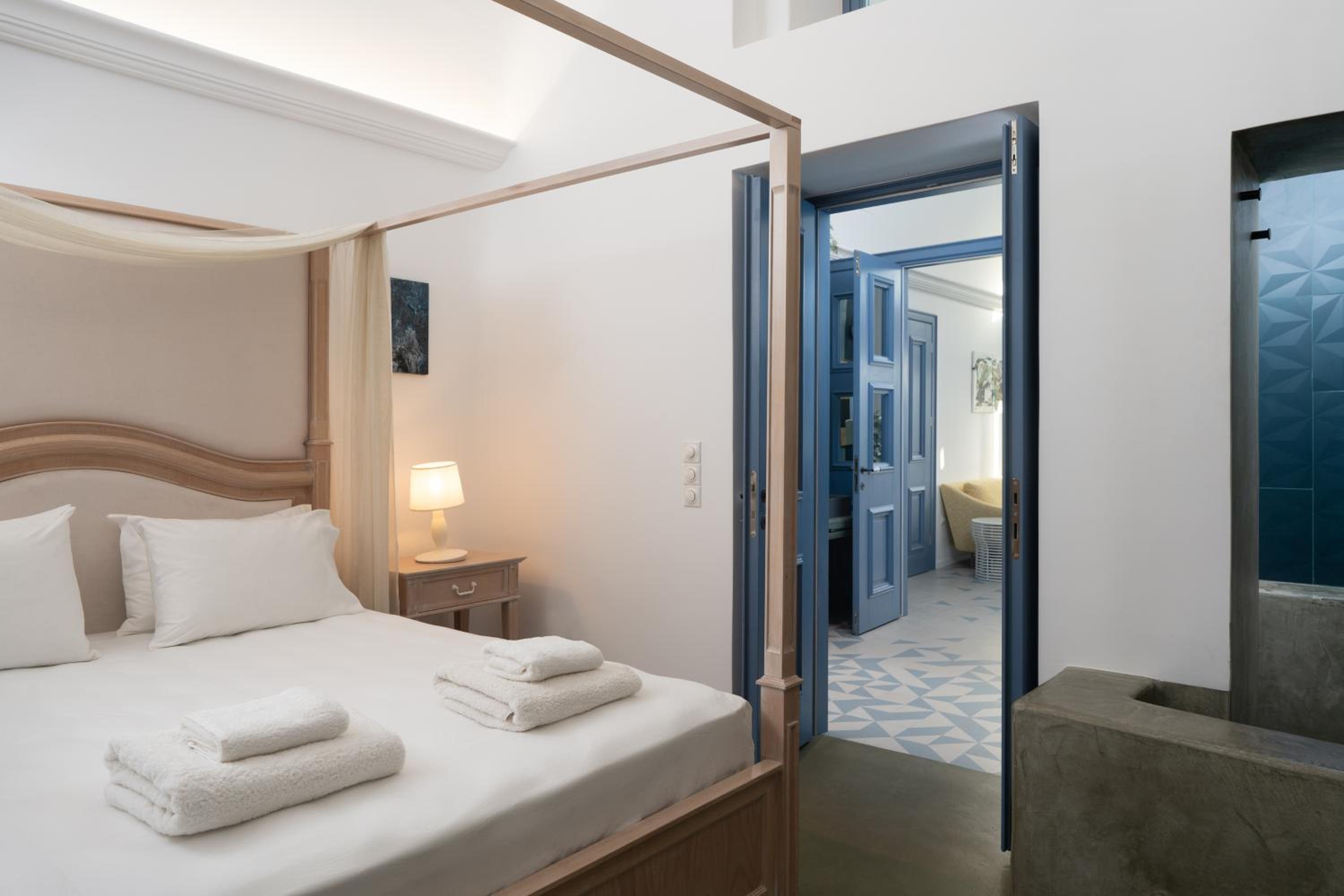 Bliss Mansion with sunset view & swimming pool photo 4