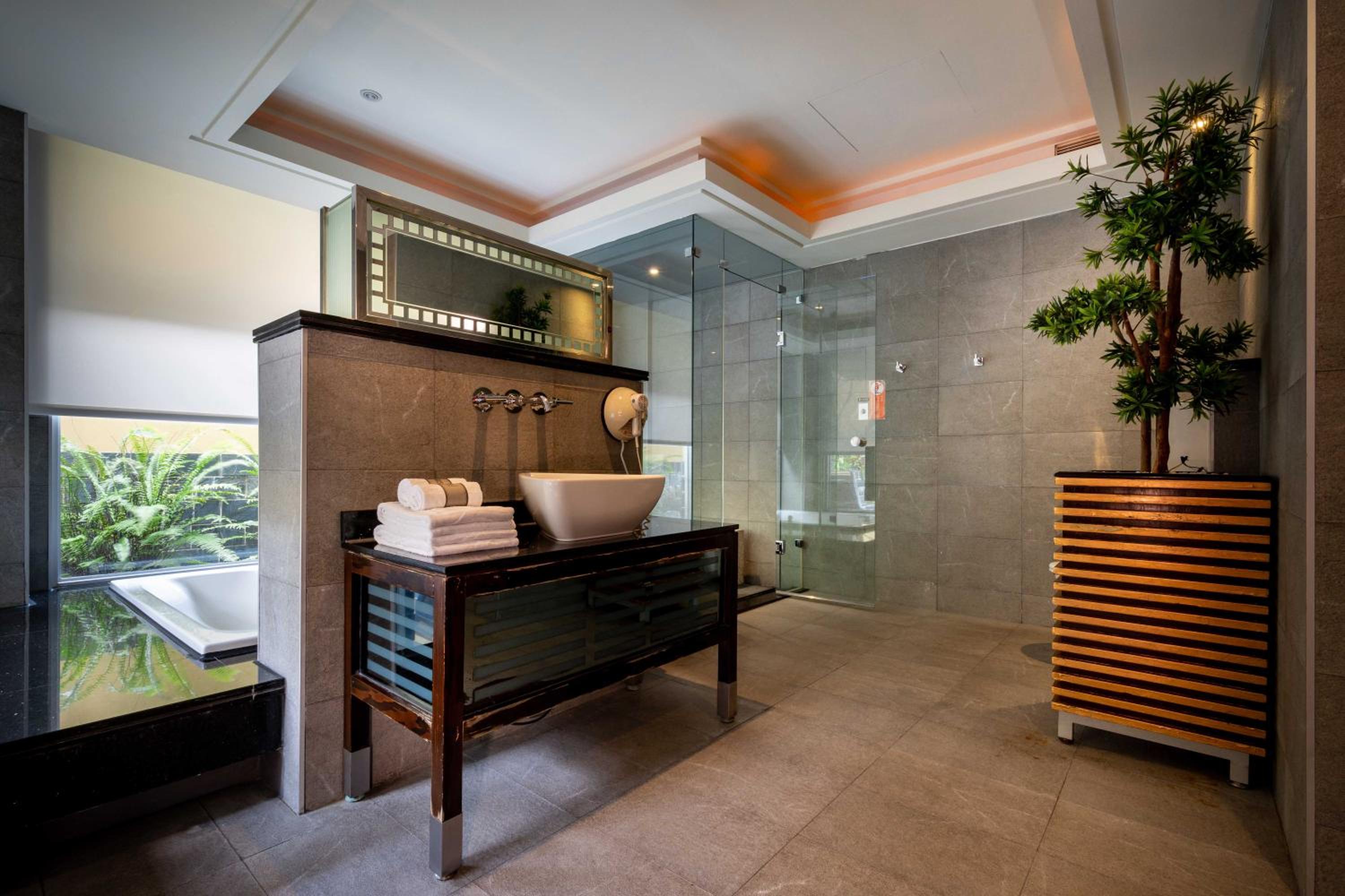 In-stone Motel
