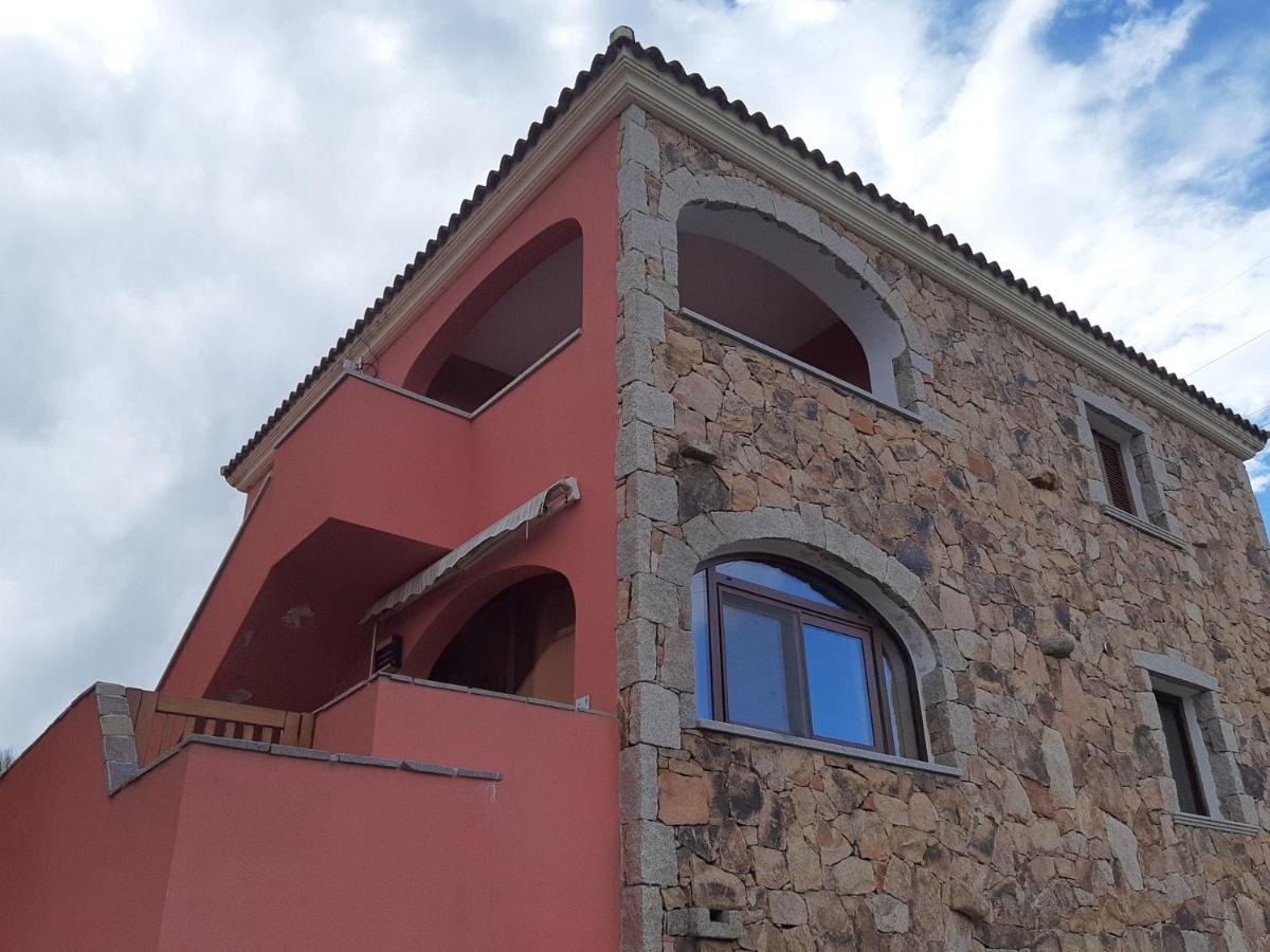 Suaredda San Teodoro photo 2