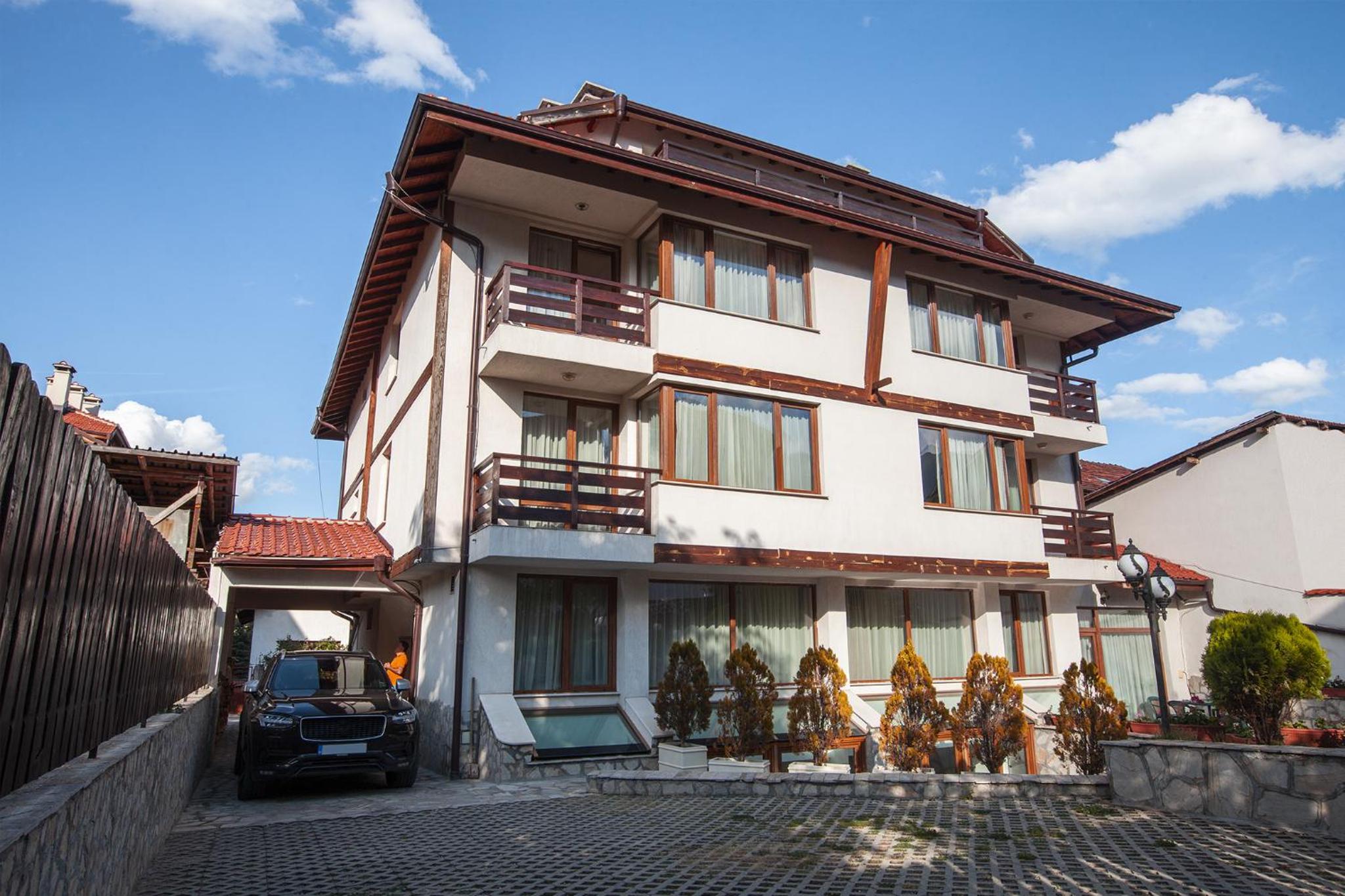 Guest House Ela