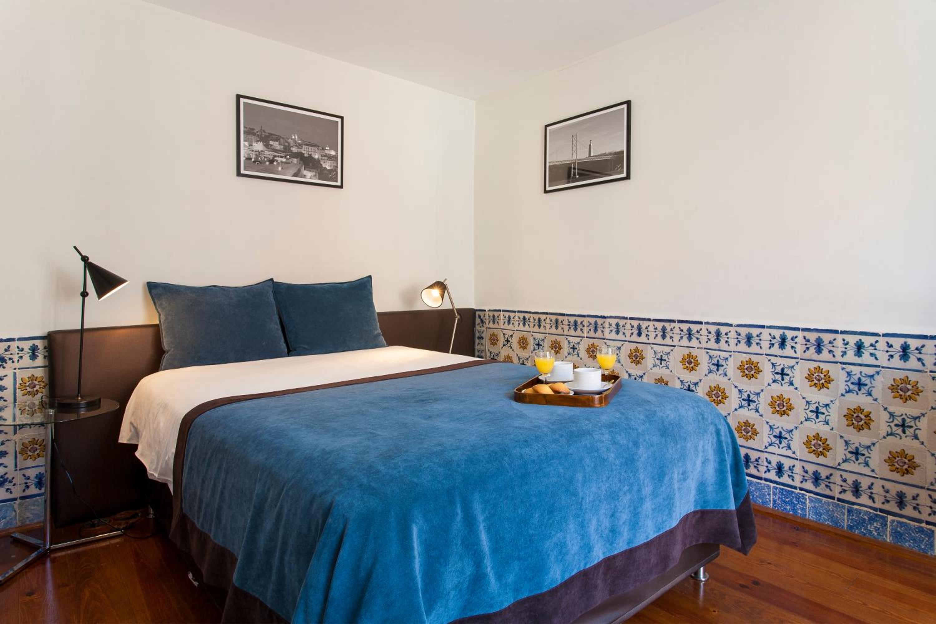 Correeiros downtown Duplex & Deluxe Apartment view 2