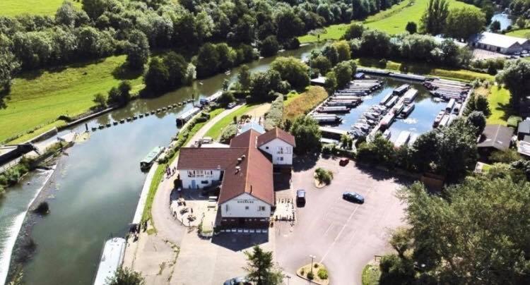 The Riverside inn