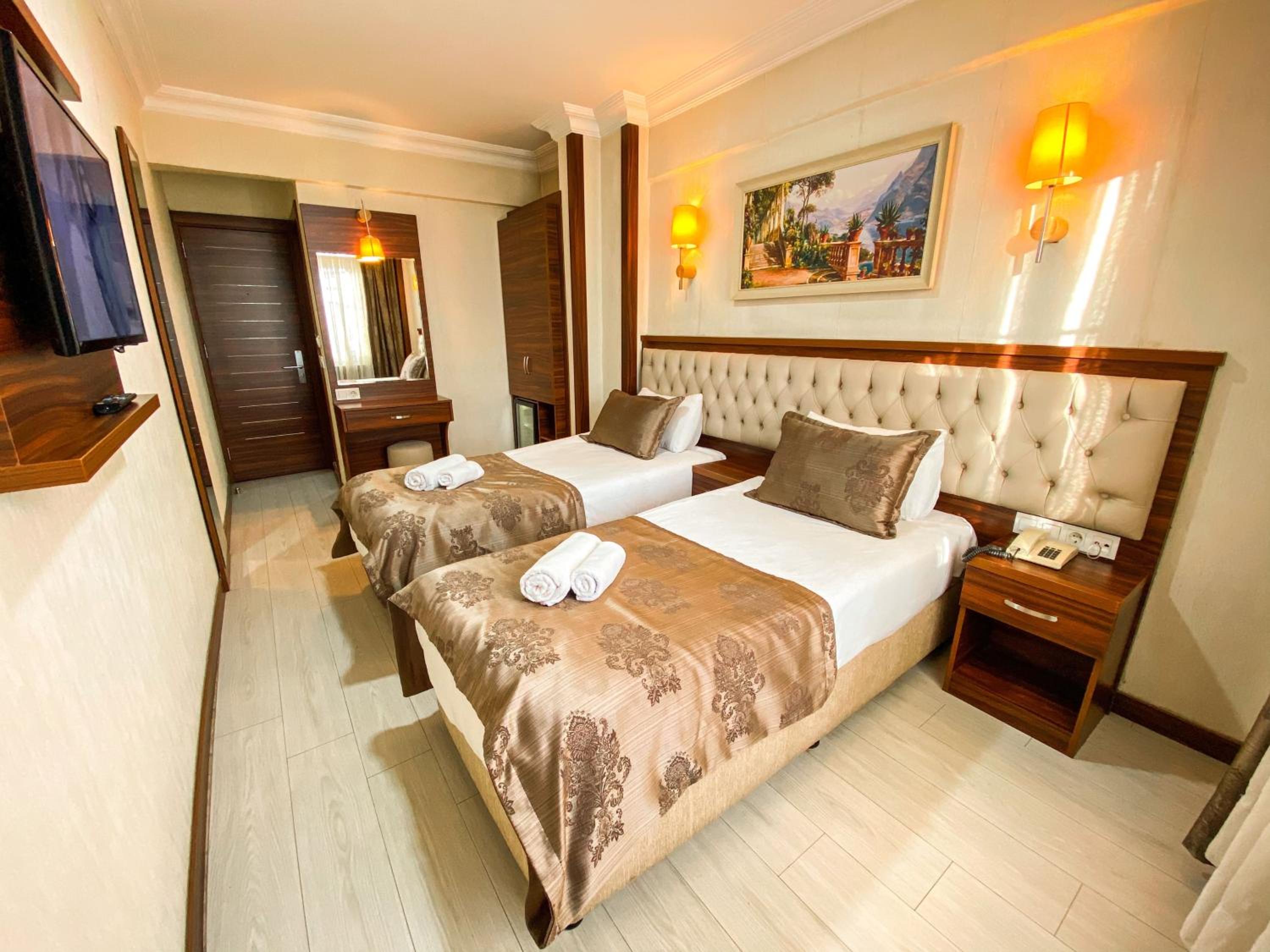 Mekke Hotel Istanbul - Image 29