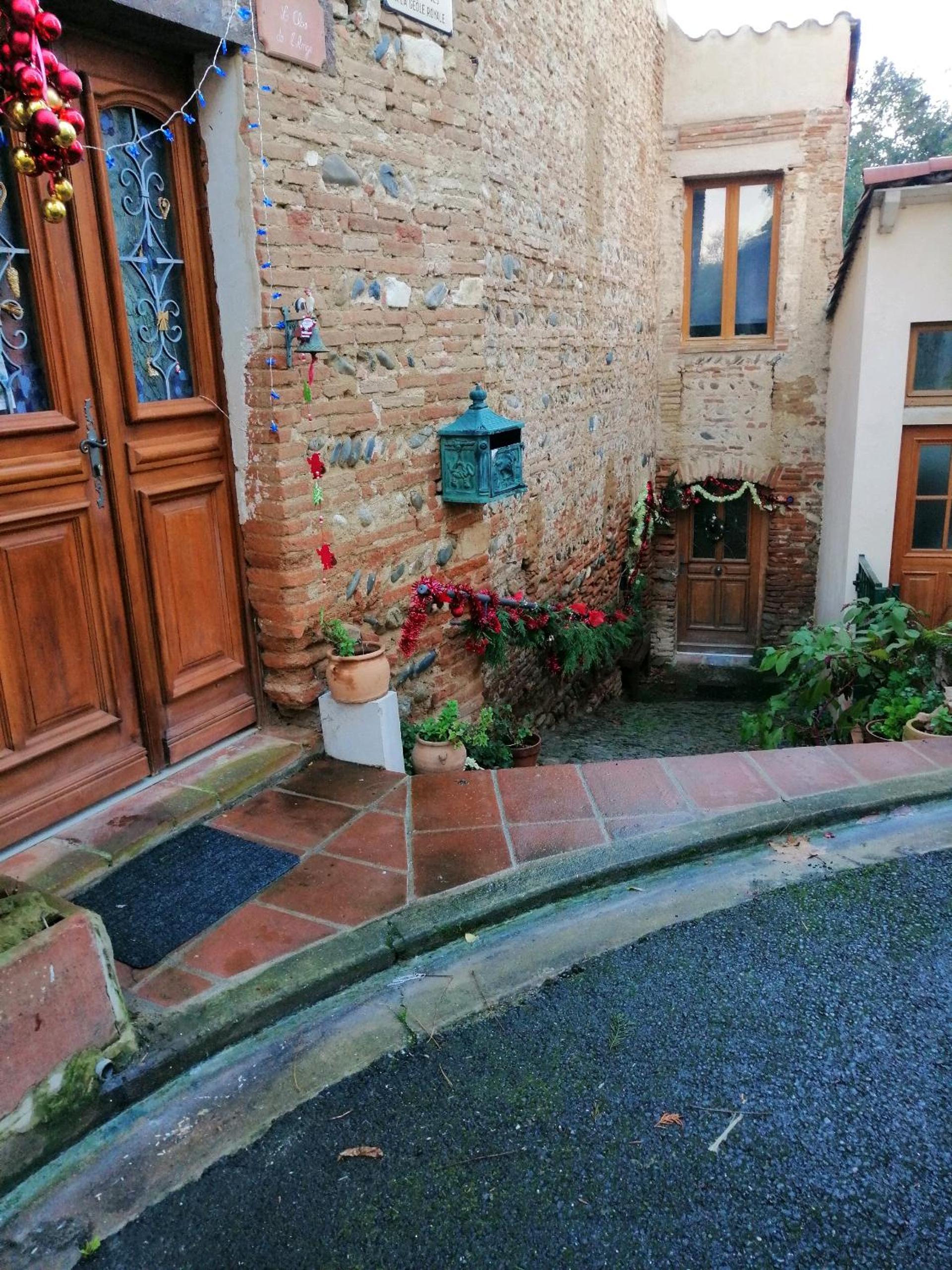 Photo 11