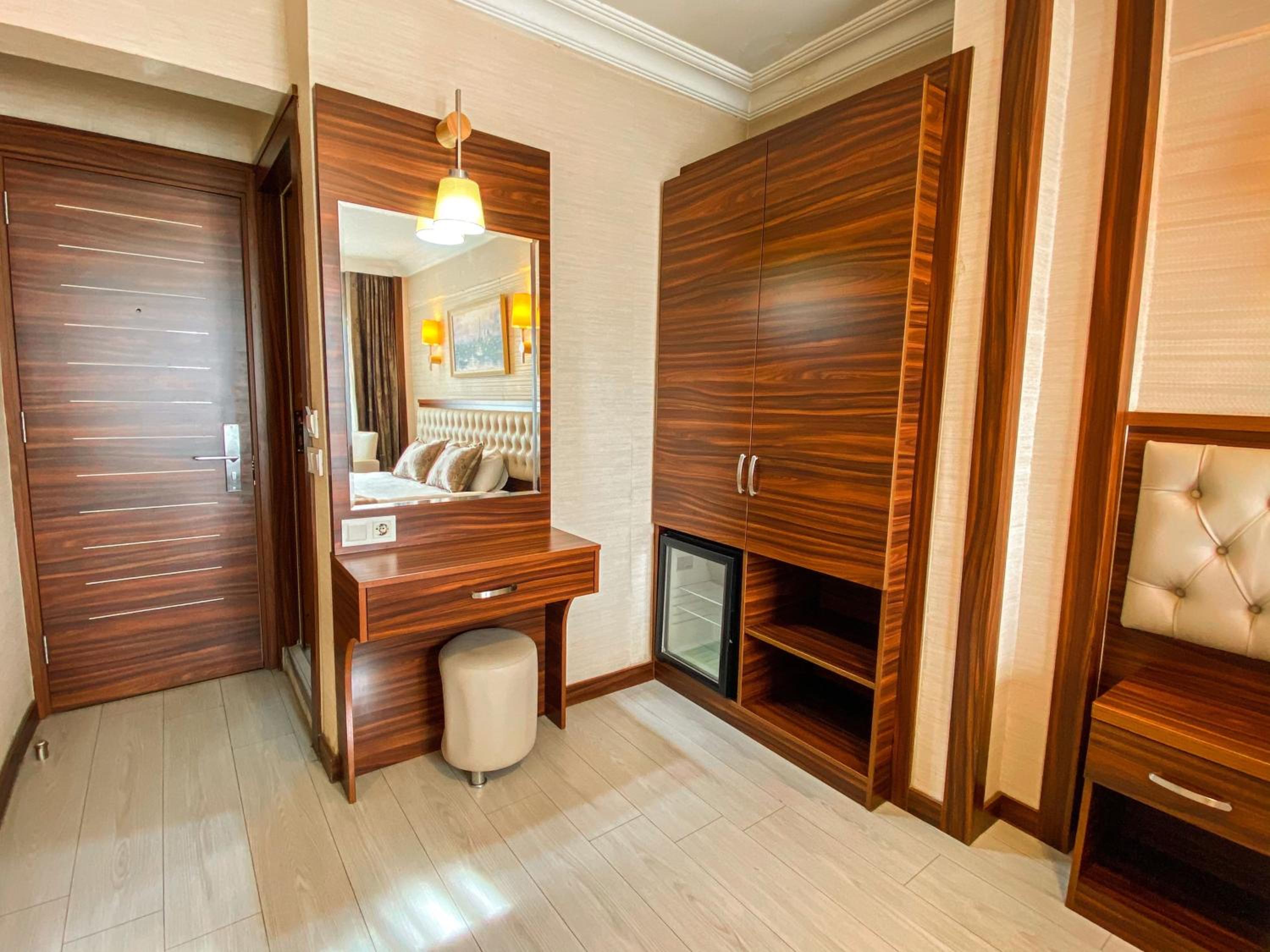 Mekke Hotel Istanbul - Image 85