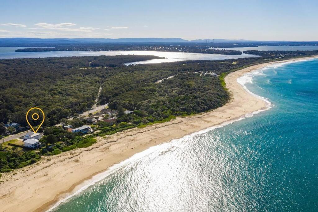 'The Sea Shell' Brand New, Direct Beach Access
